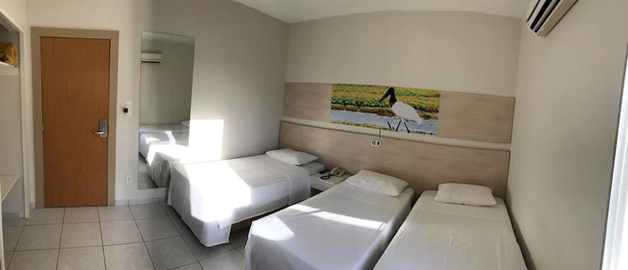 Standard Triple Room in Hotel Veneza