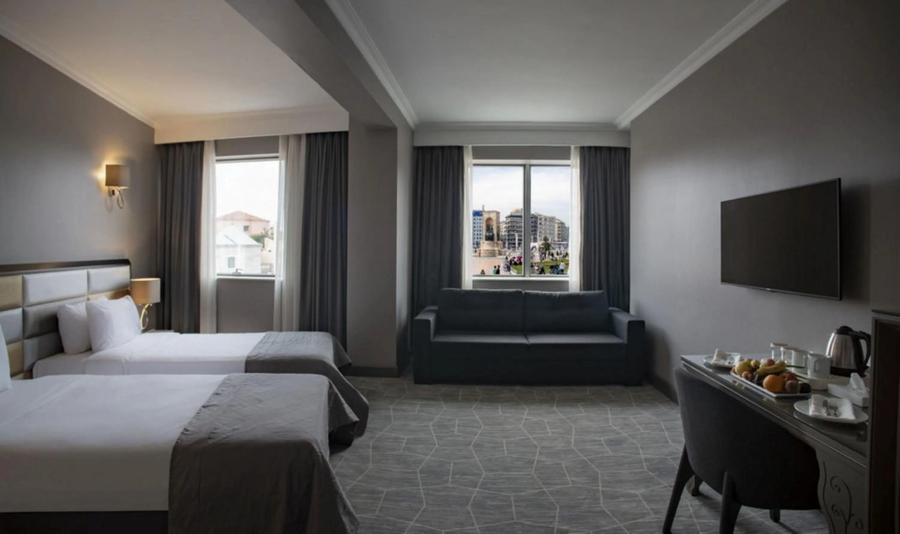 Deluxe Double or Twin Room with City View in Taksim Square Hotel