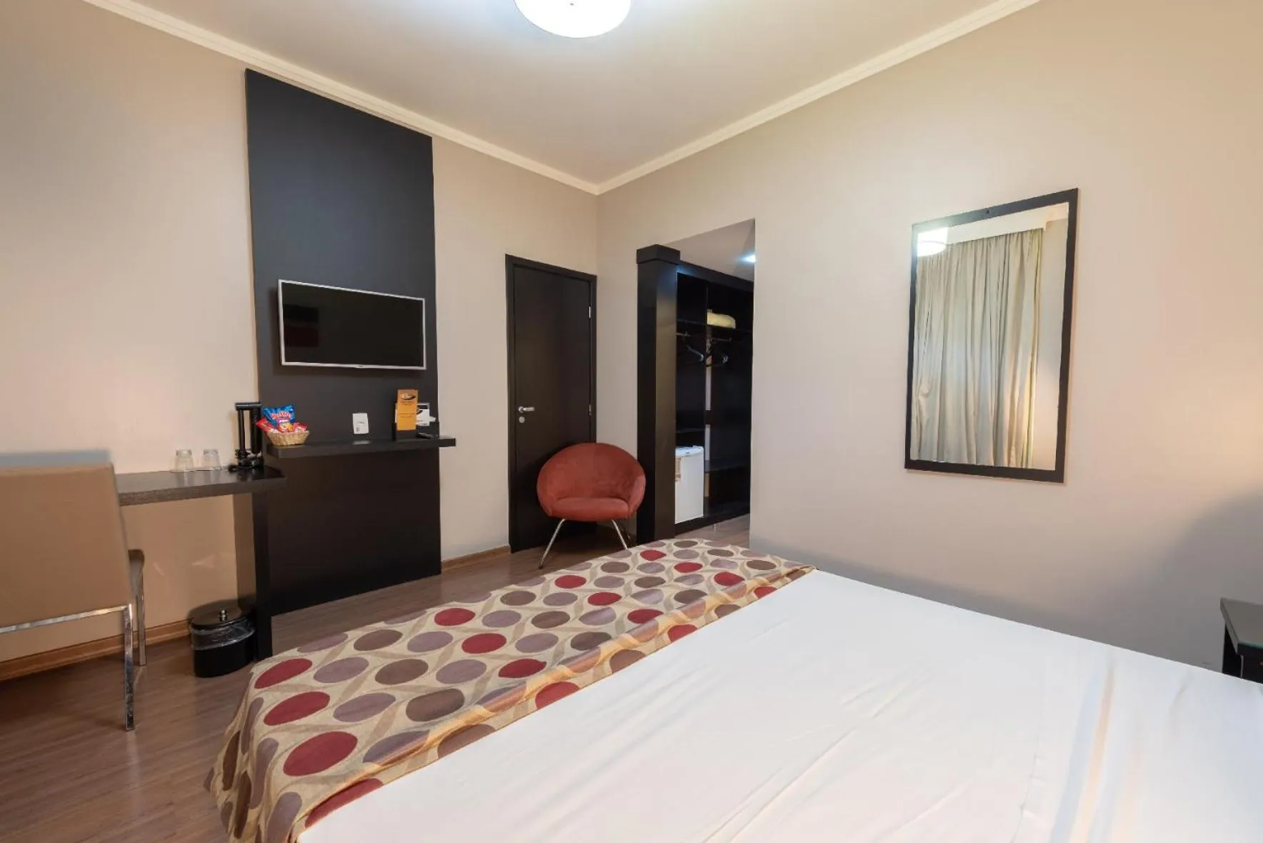 Superior Queen Room - single occupancy in Class Hotel Passos