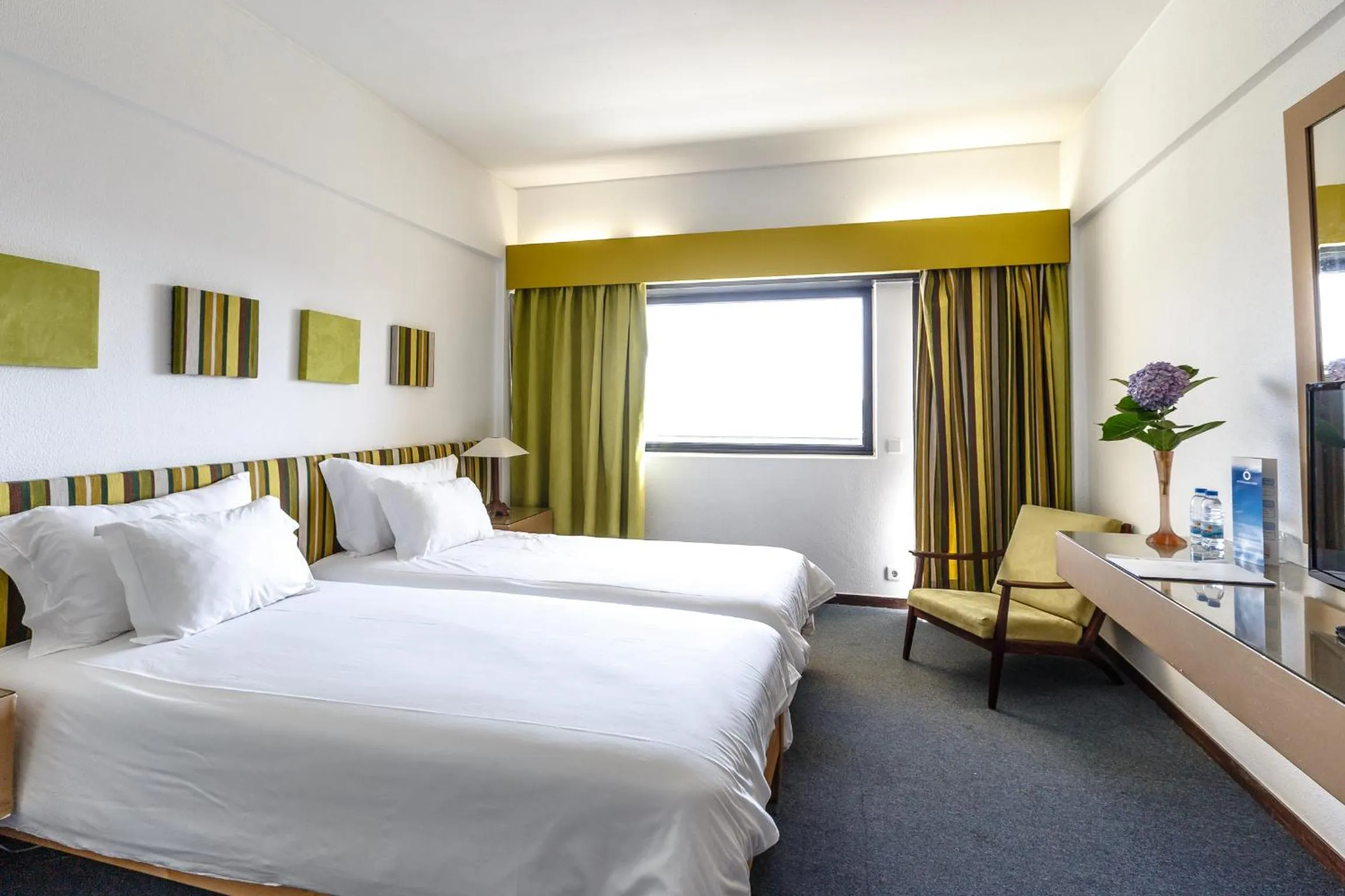 Standard Twin Room Mountain View and Balcony - single occupancy in Hotel Golf Mar