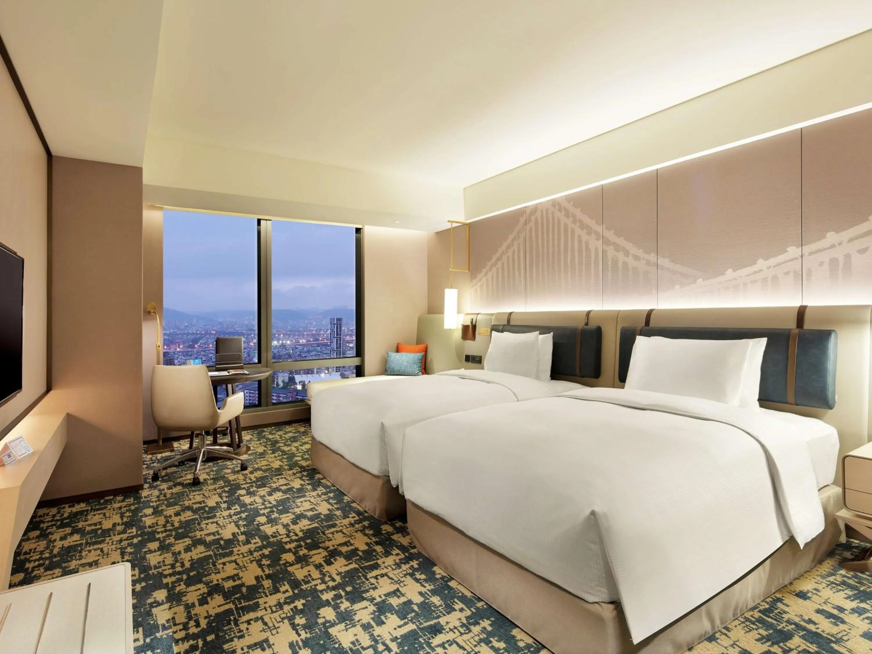 Twin Room - High Floor in Hilton Taipei Sinban