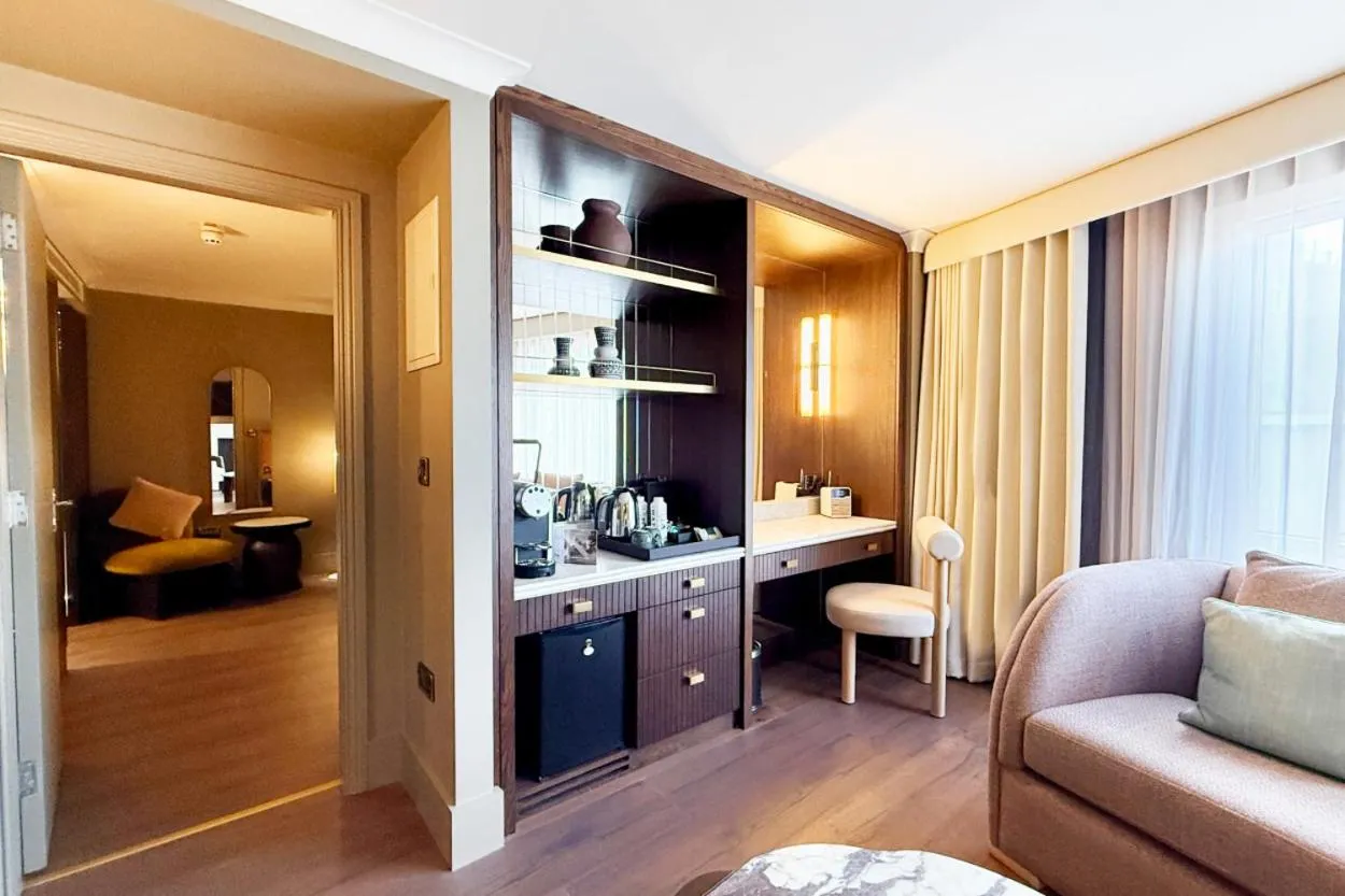 One-Bedroom Suite in The Green