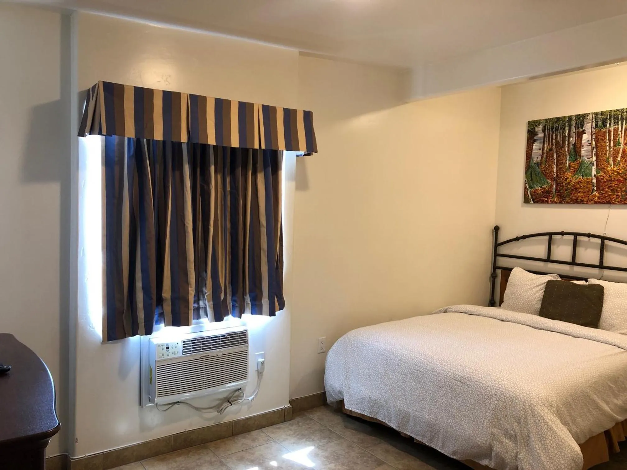 Queen Room - Disability Access in Casa Del Sol