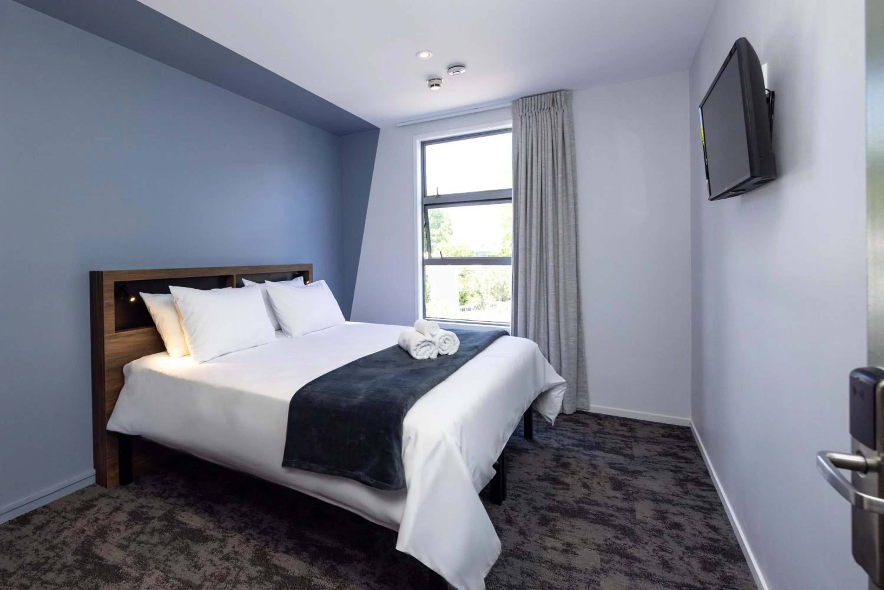 King Room Ensuite in Haka House Rotorua