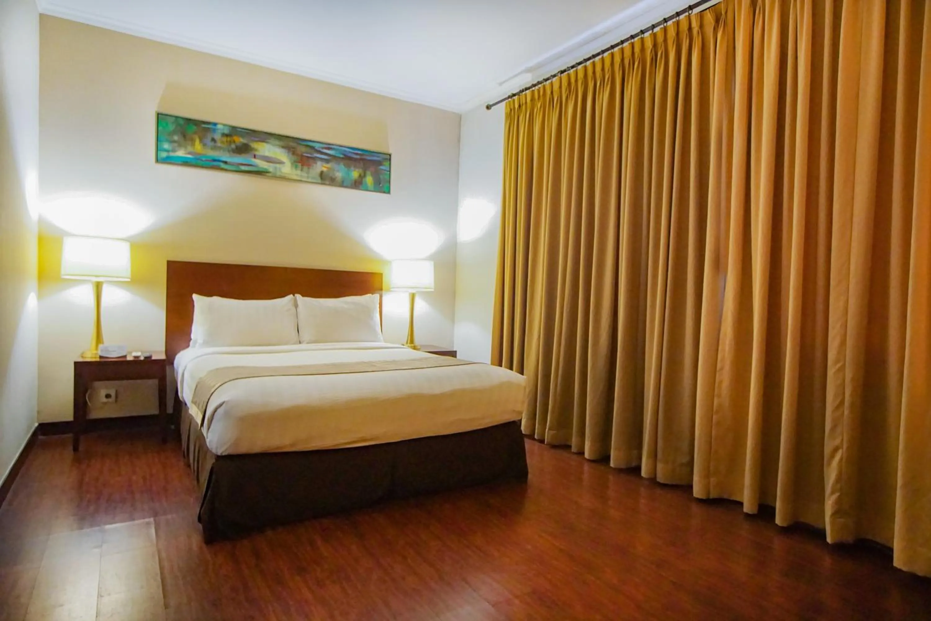 Deluxe Suite Queen Bed in Grand Dafam Ancol Jakarta