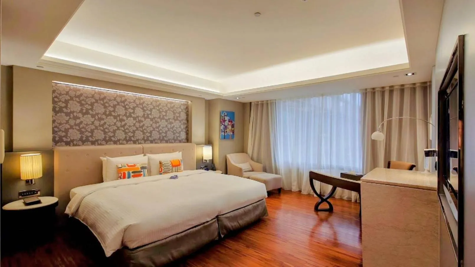 Deluxe Double Room in S Aura Hotel