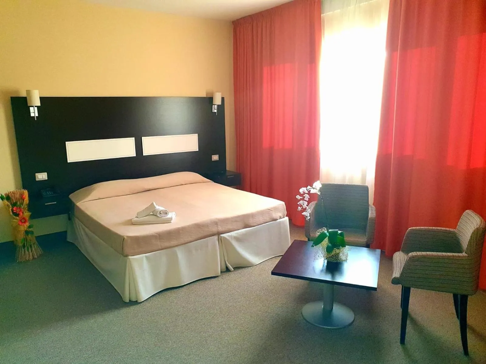 Double or Twin Room - single occupancy in Santa Loja Hotel Residence