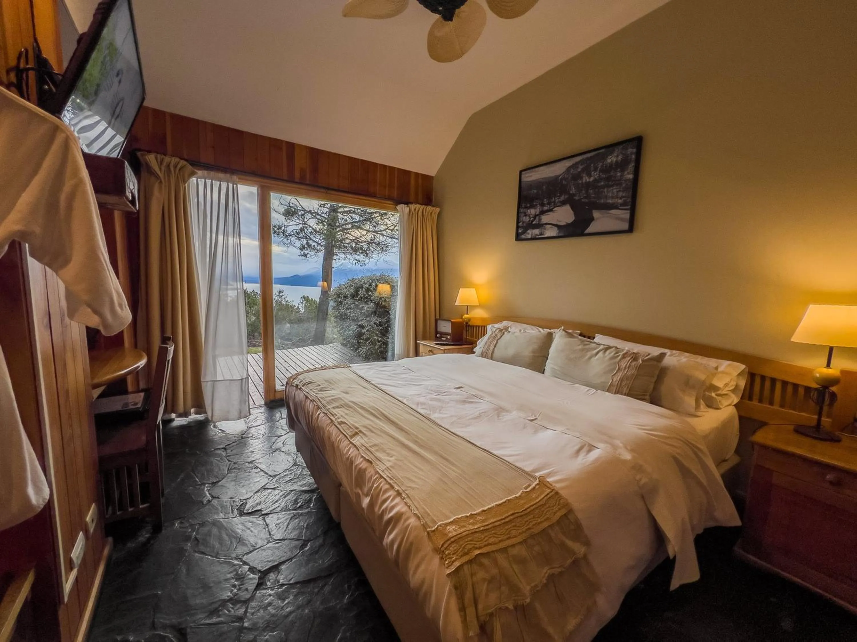 Double or Twin Room in Arrayan Lake View Mountain Lodge & Casa De Te Arrayan