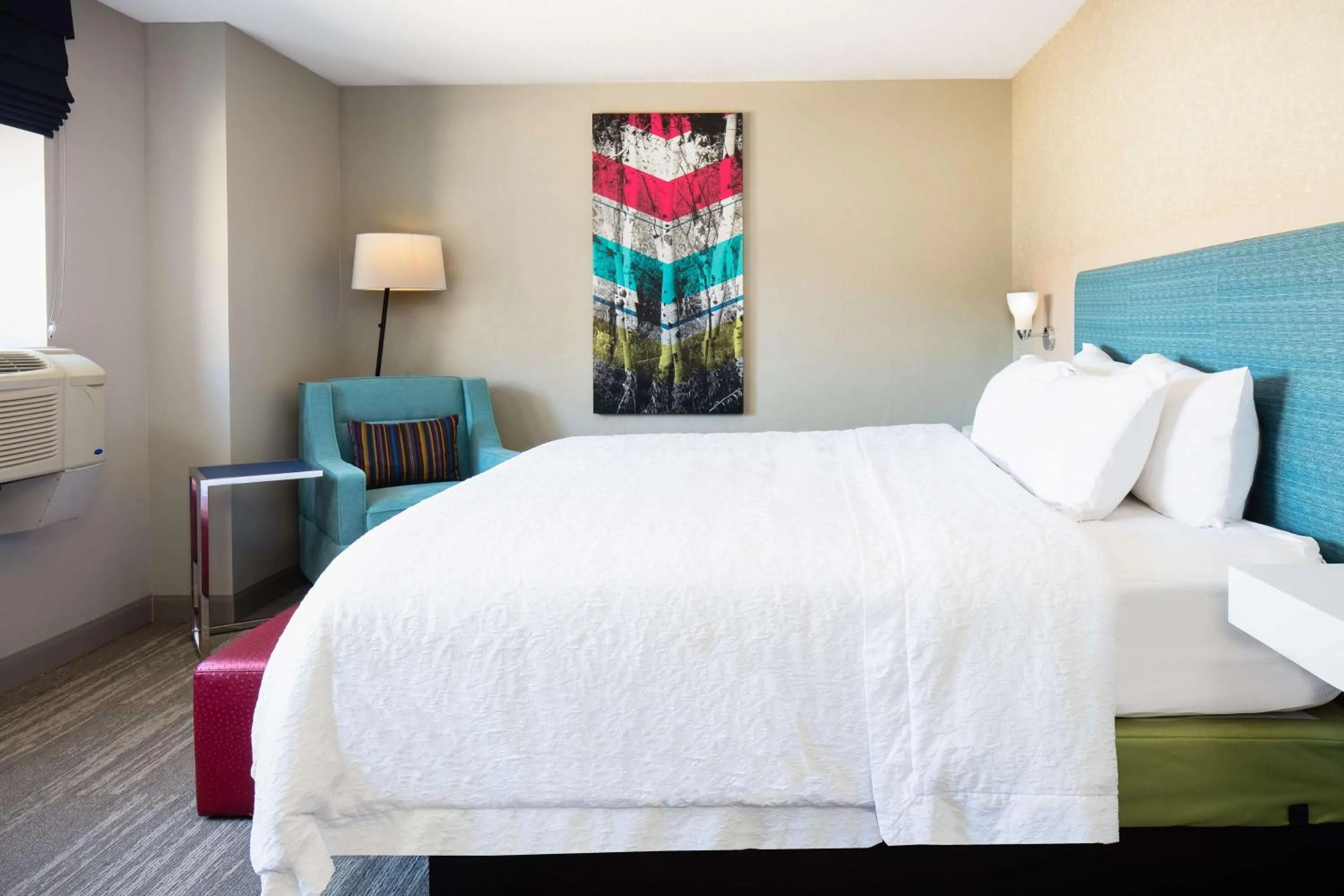 King Room with King Bed - Non-Smoking in Hampton Inn Freeport