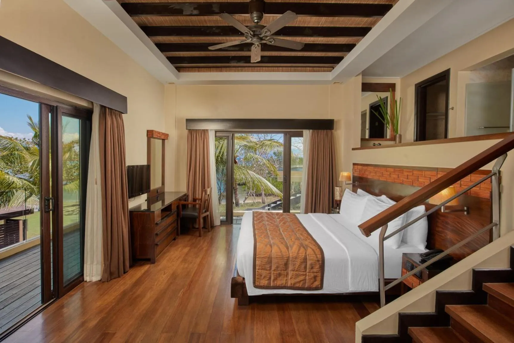 Seaview Bungalow in Two Seasons Coron Island Resort