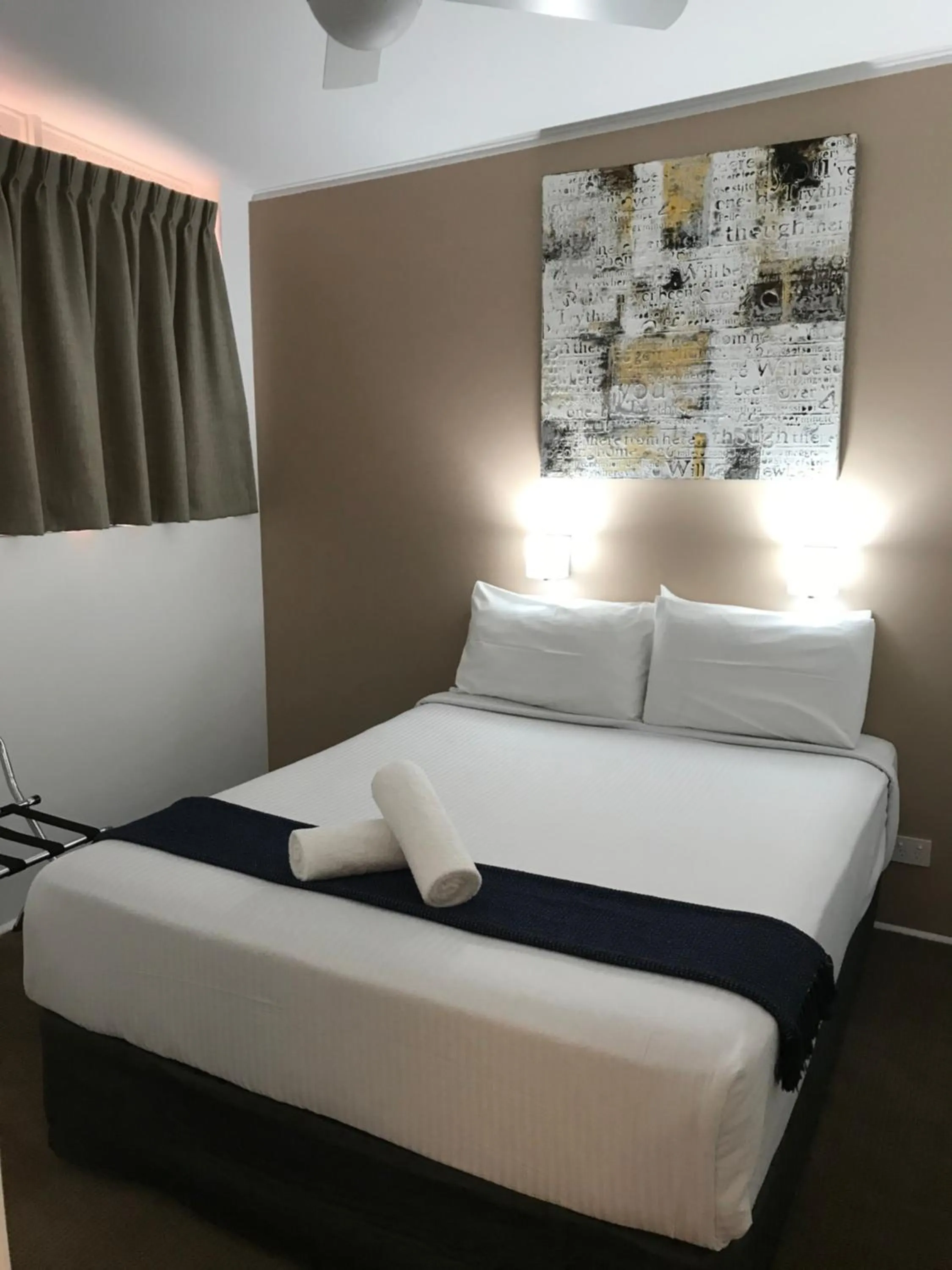 Two-Bedroom Suite in OCEAN BREEZE MOTEL
