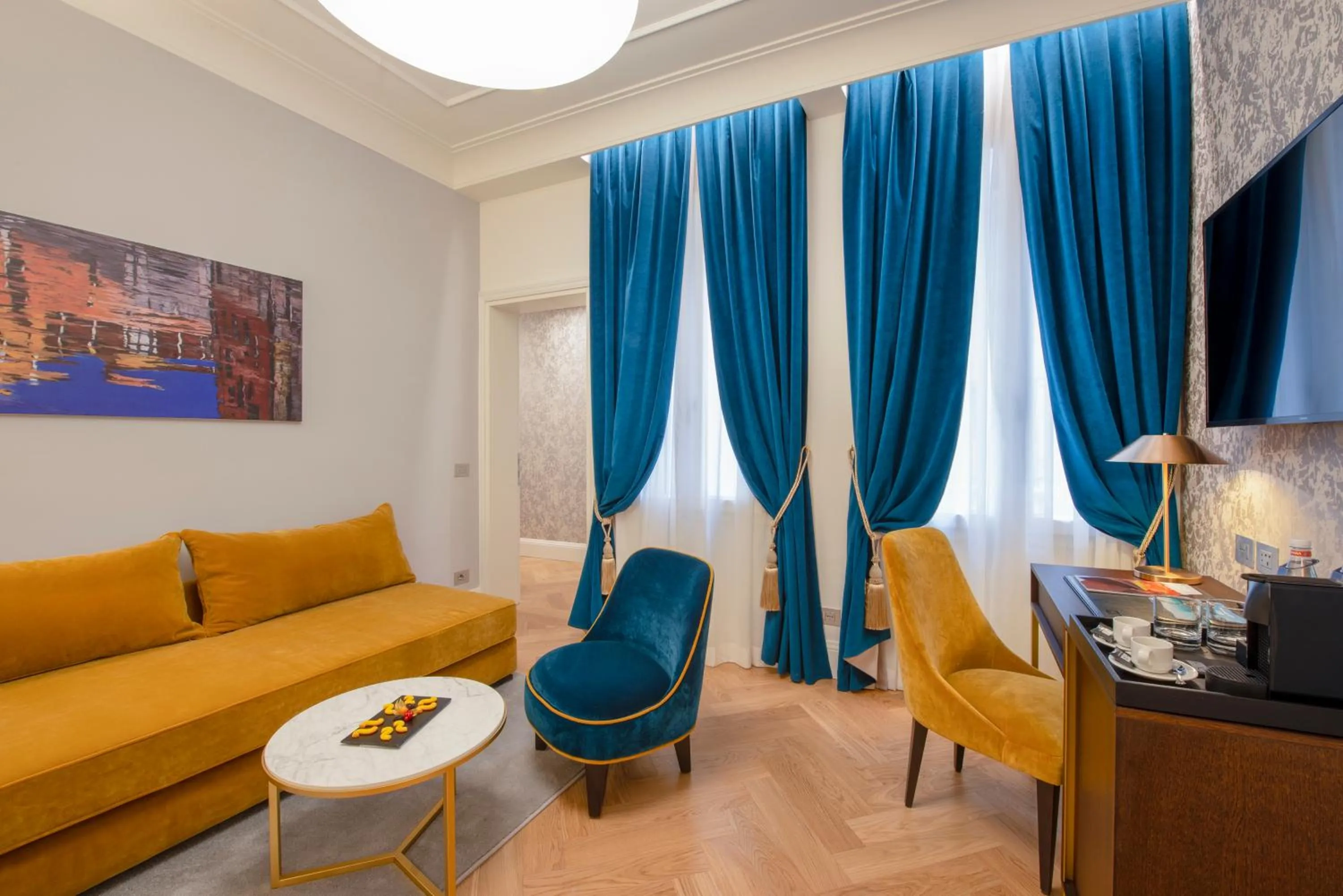 Junior Suite in H10 Palazzo Canova