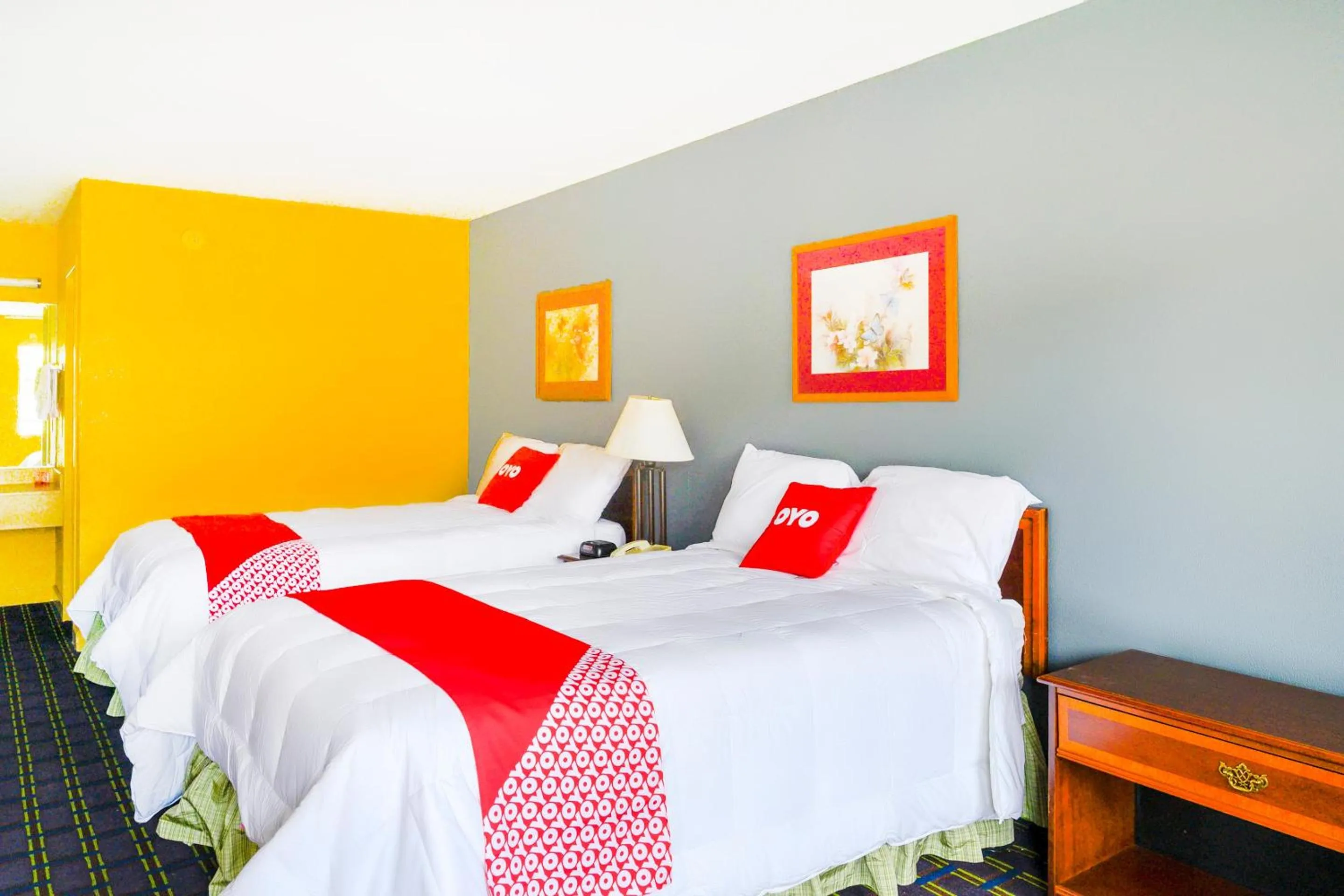 Double Room with Two Double Beds Smoking in OYO Hotel Williamston