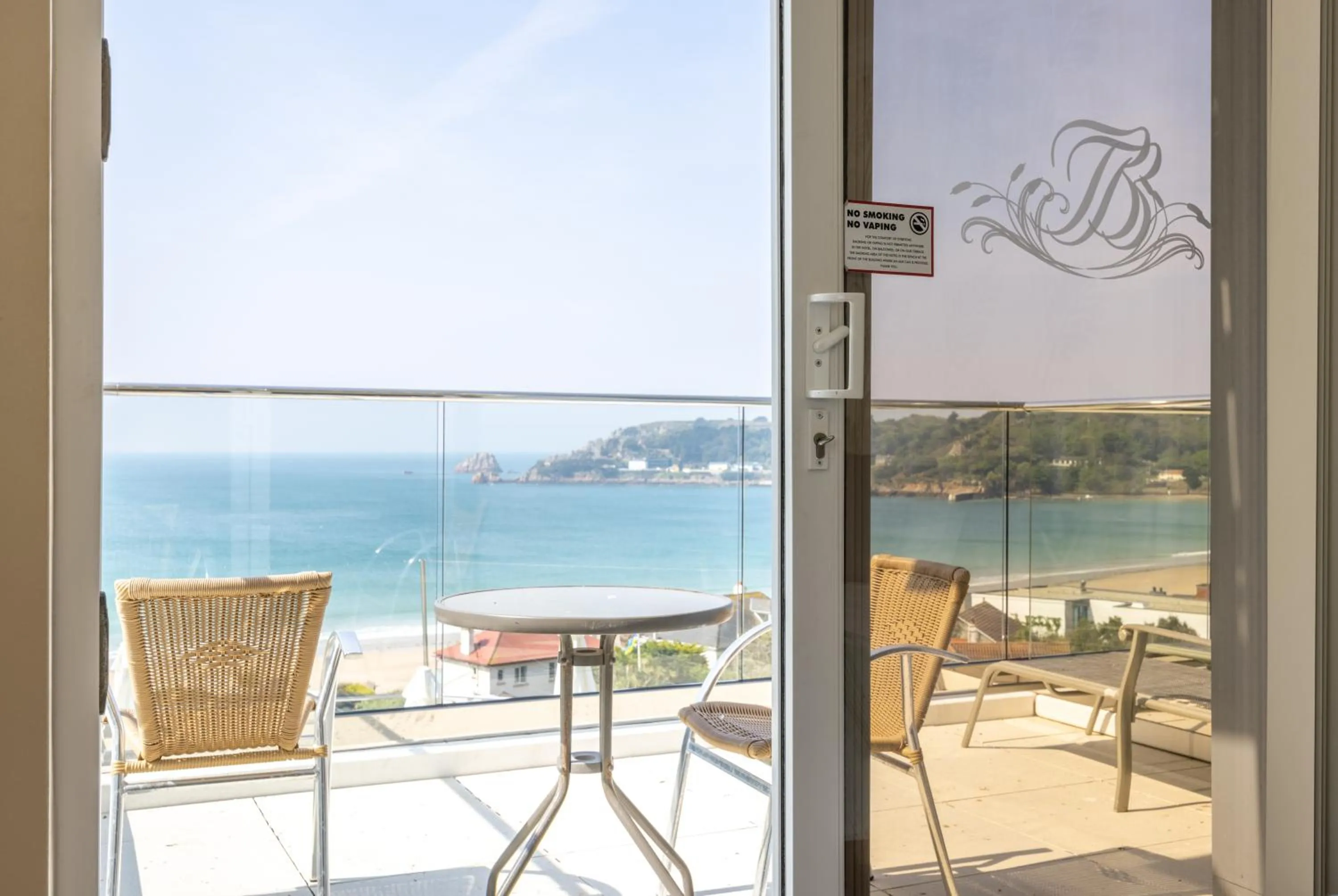 Premium Twin/Double Room with Sea View and Balcony in Biarritz Hotel