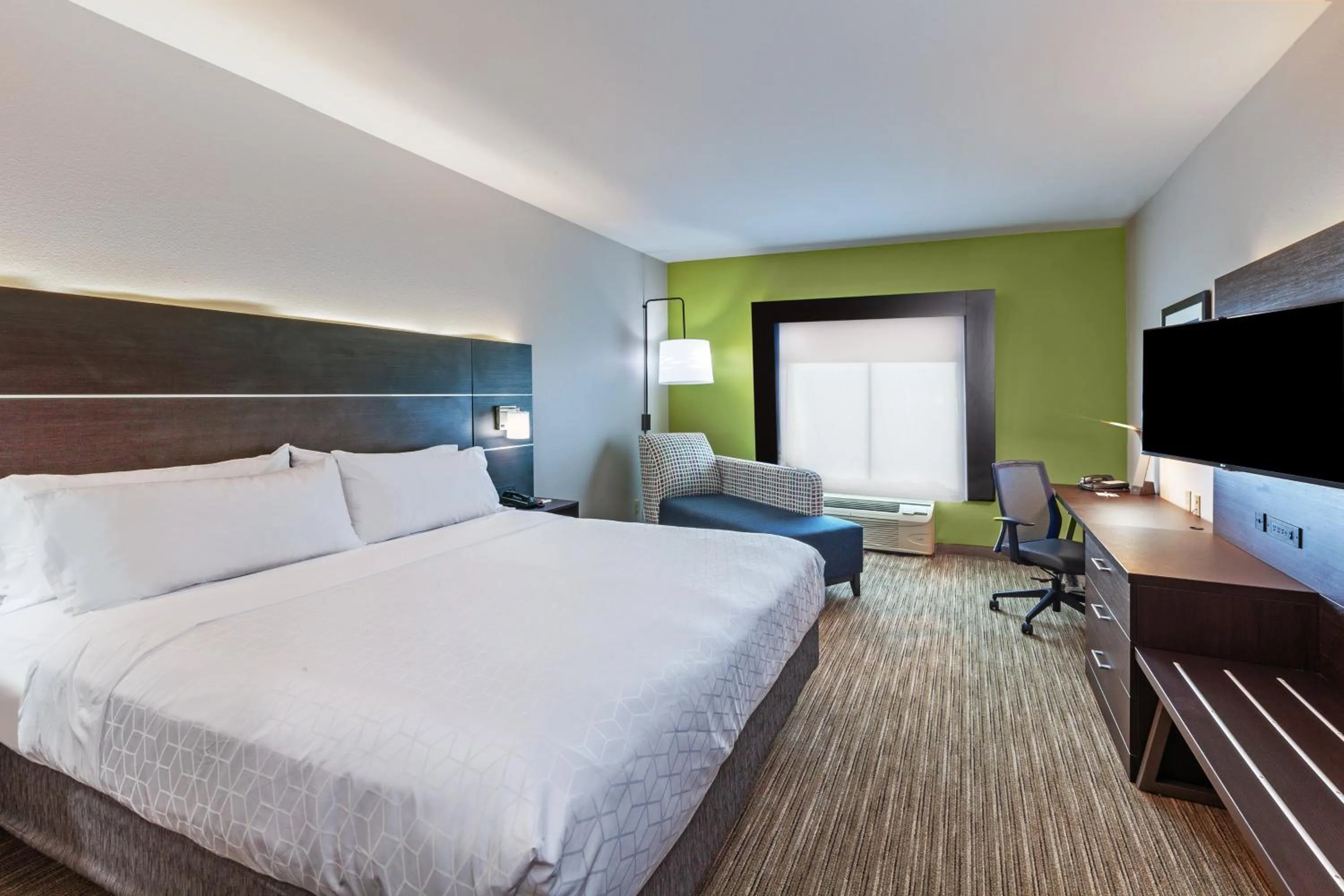 Standard King Room in Holiday Inn Express Sealy by IHG