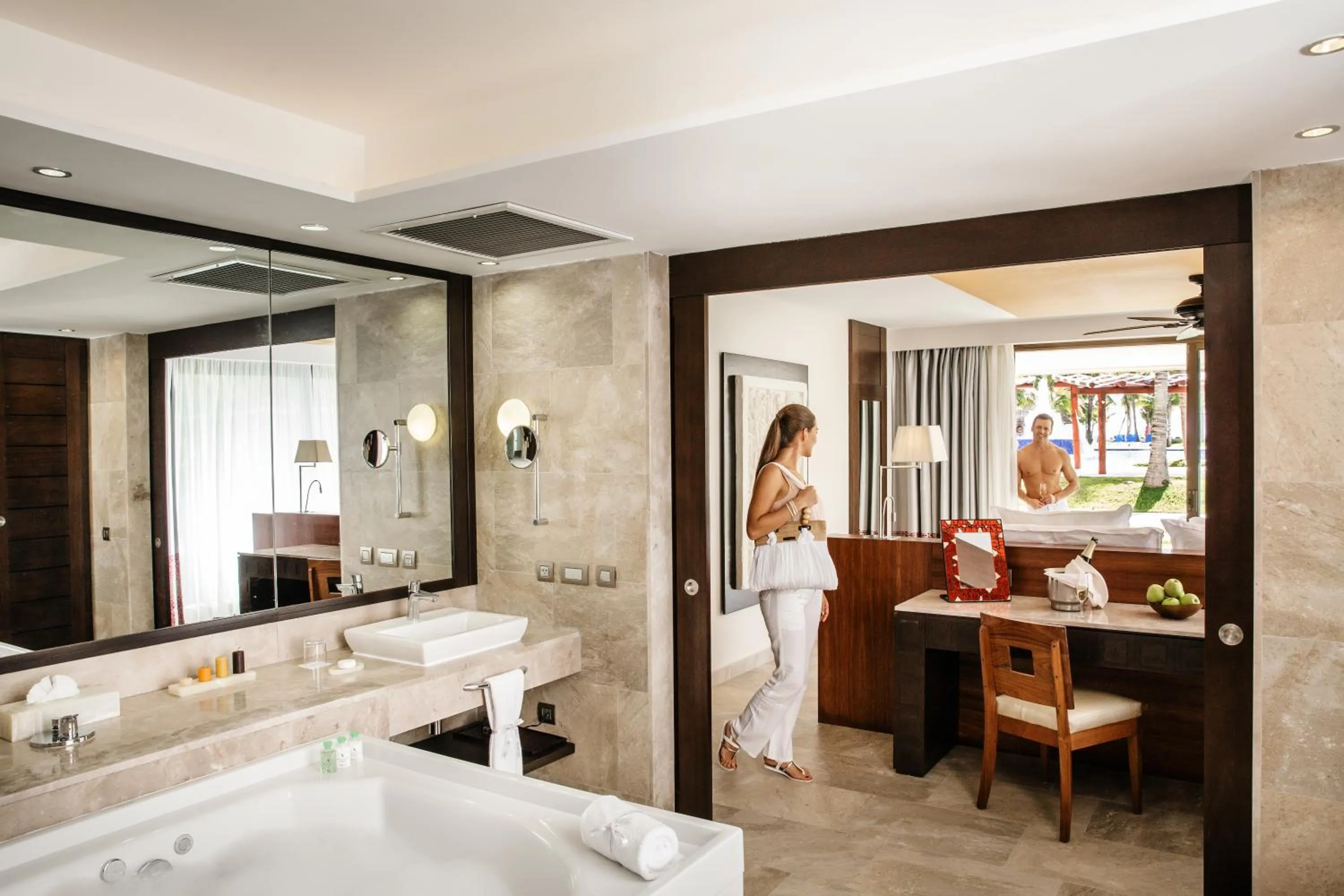 Suite with Sea View in Barceló Maya Beach - All Inclusive