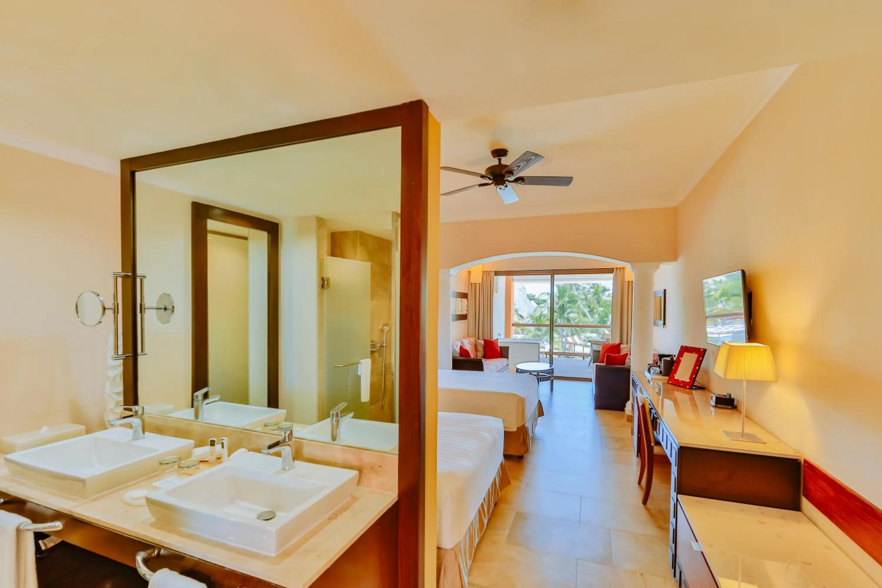 Junior Suite in Barceló Maya Beach - All Inclusive