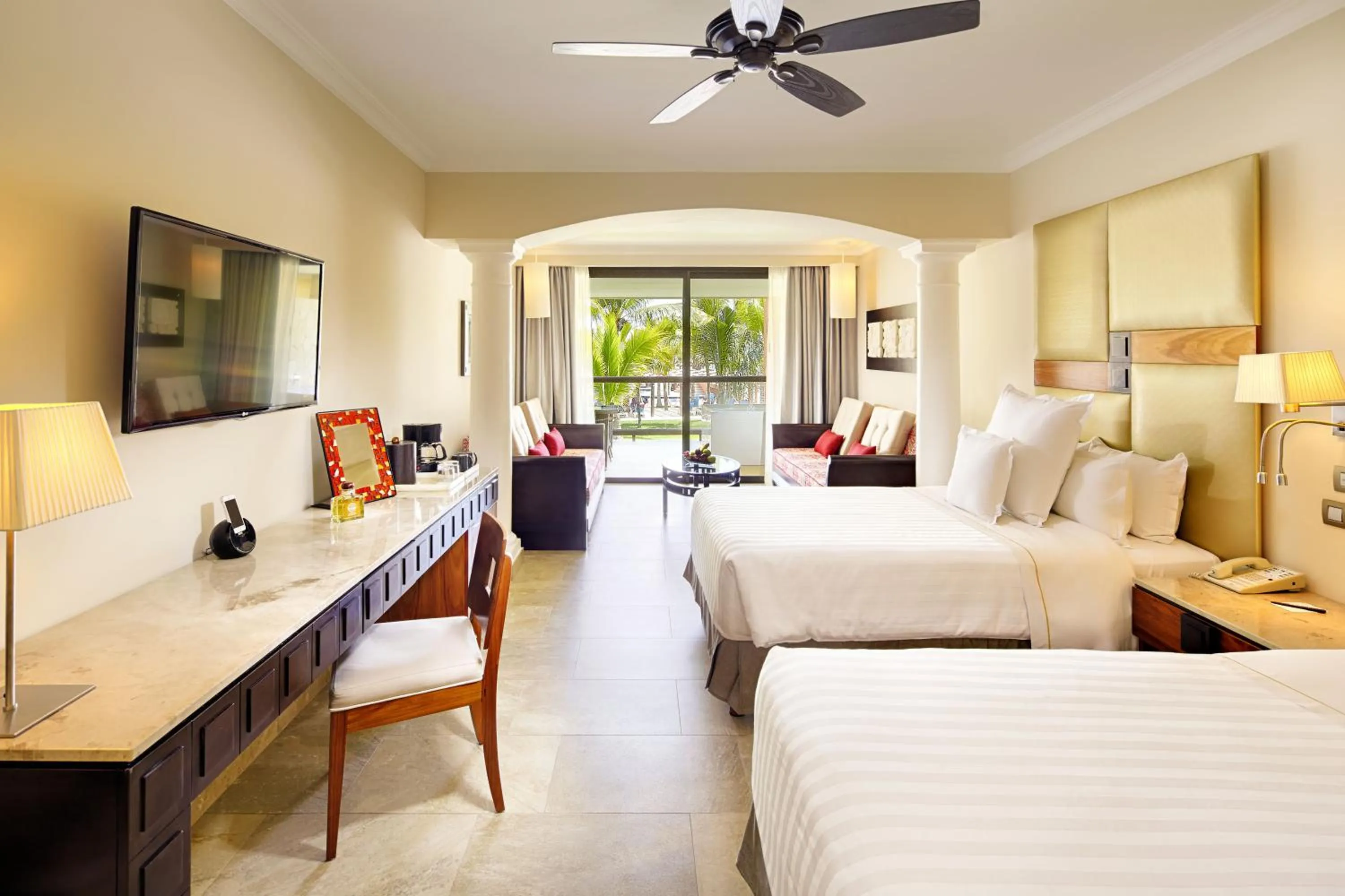 Junior Suite with Sea View in Barceló Maya Beach - All Inclusive