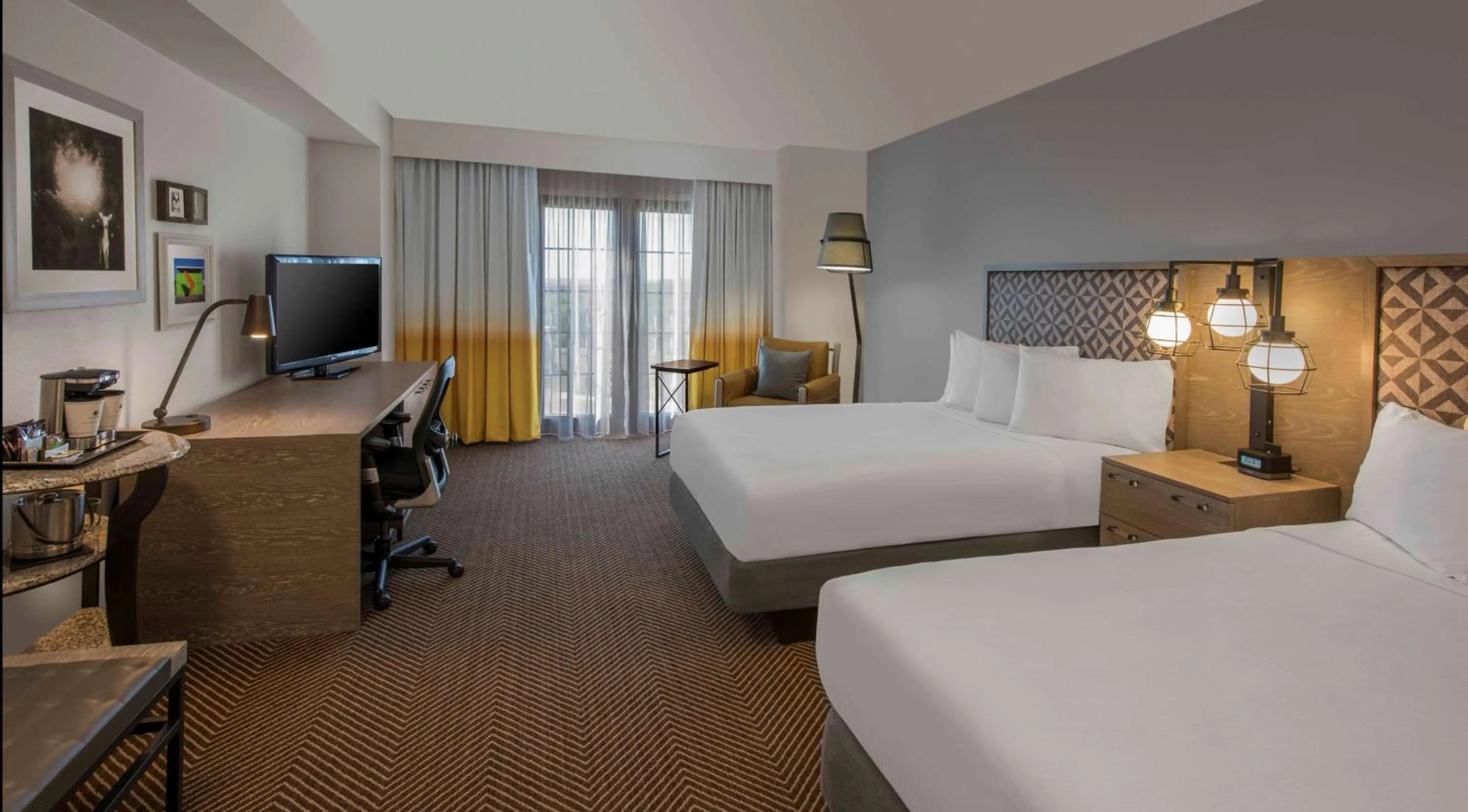 Double Room with Two Double Beds and Roll-In Shower - Mobility and Hearing Access in DoubleTree by Hilton Austin