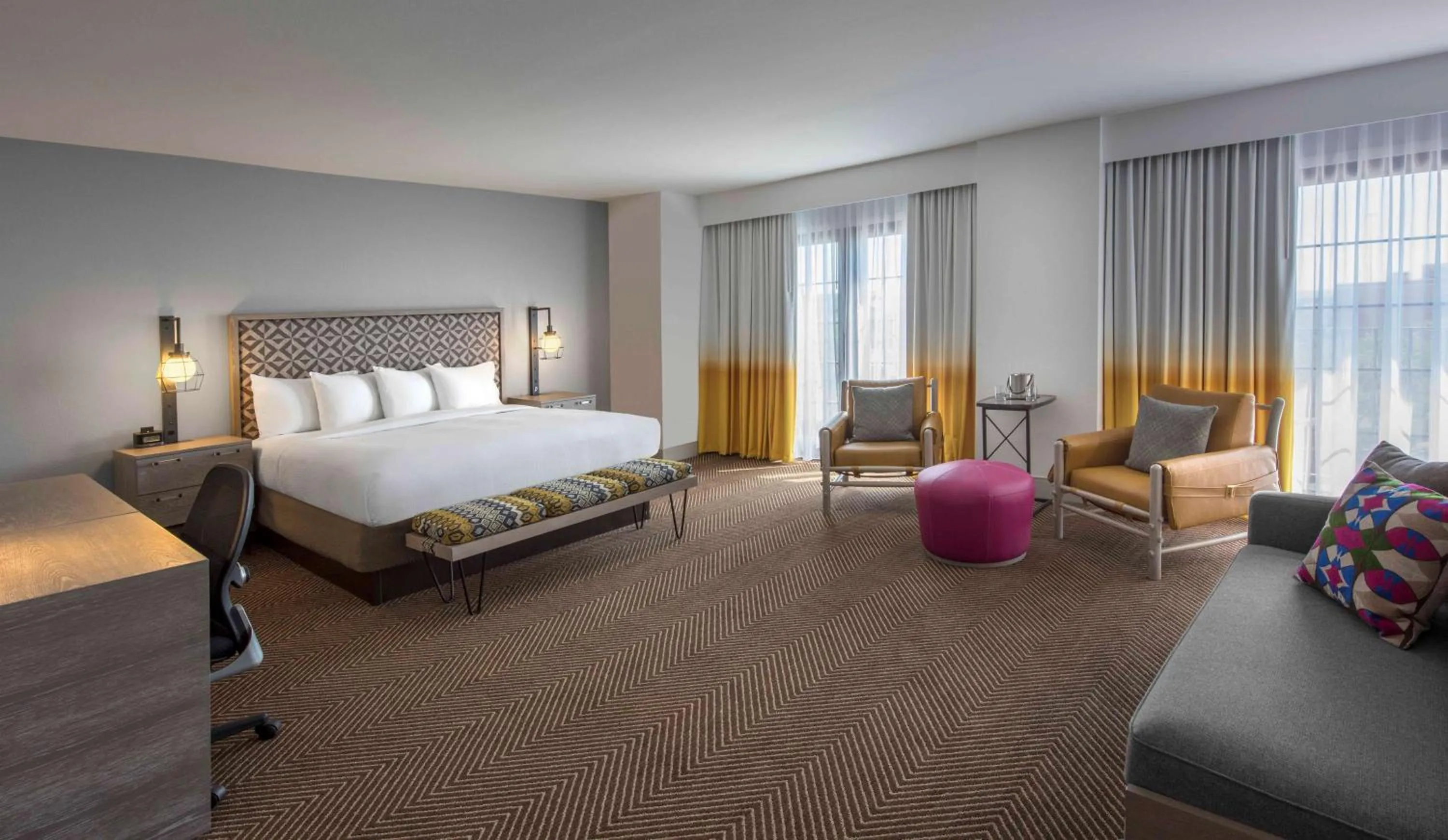 King Room with Sofa Bed - Disability Access/Non-Smoking in DoubleTree by Hilton Austin