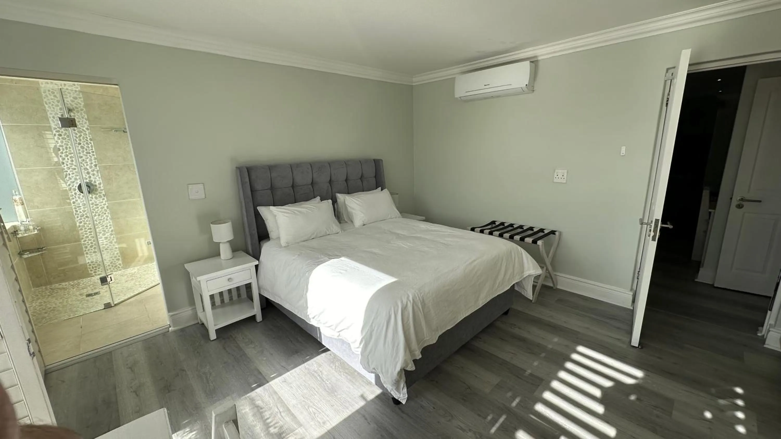 Junior Suite with Balcony in Oceansnest Guest House