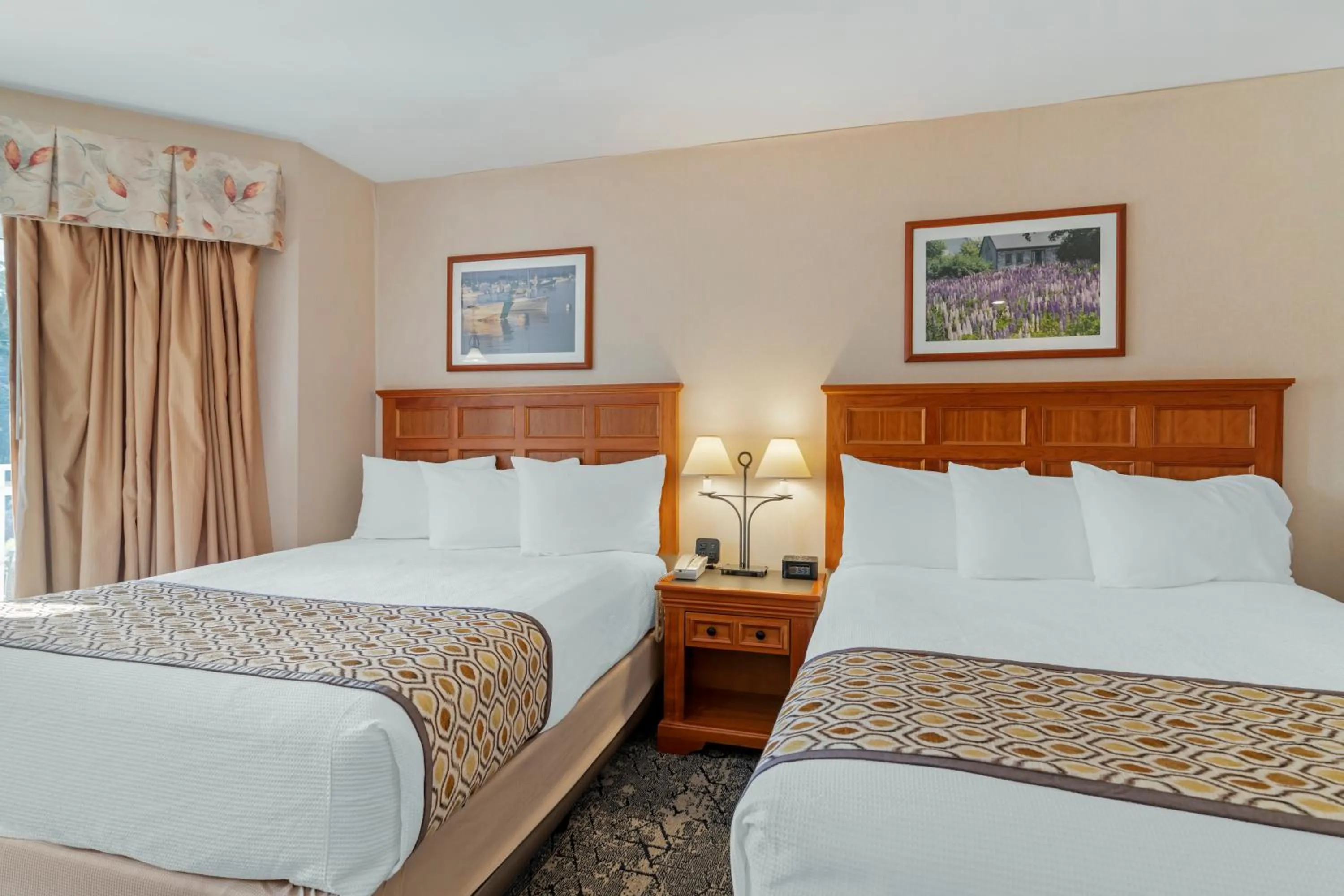 Deluxe Family Suite in Meadowmere Resort