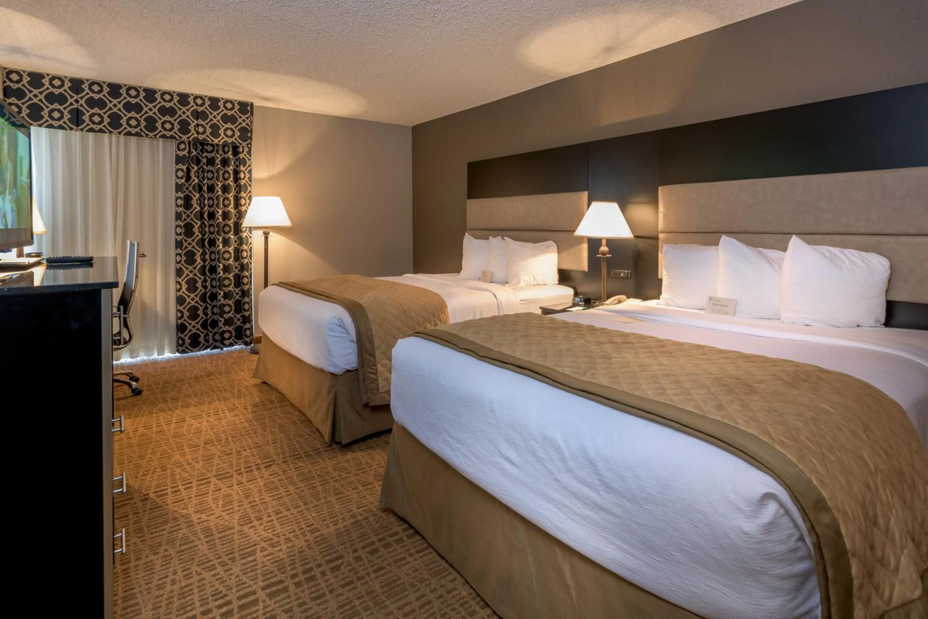 Queen Room with Two Queen Beds - Non-Smoking in Ramada by Wyndham Boise