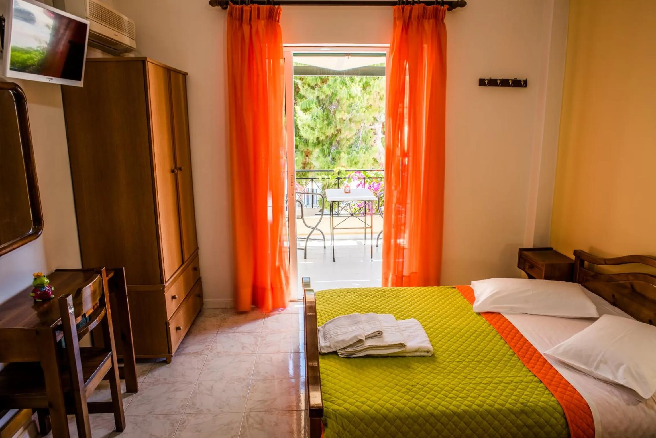 Triple Room with Balcony in Studio Paul's