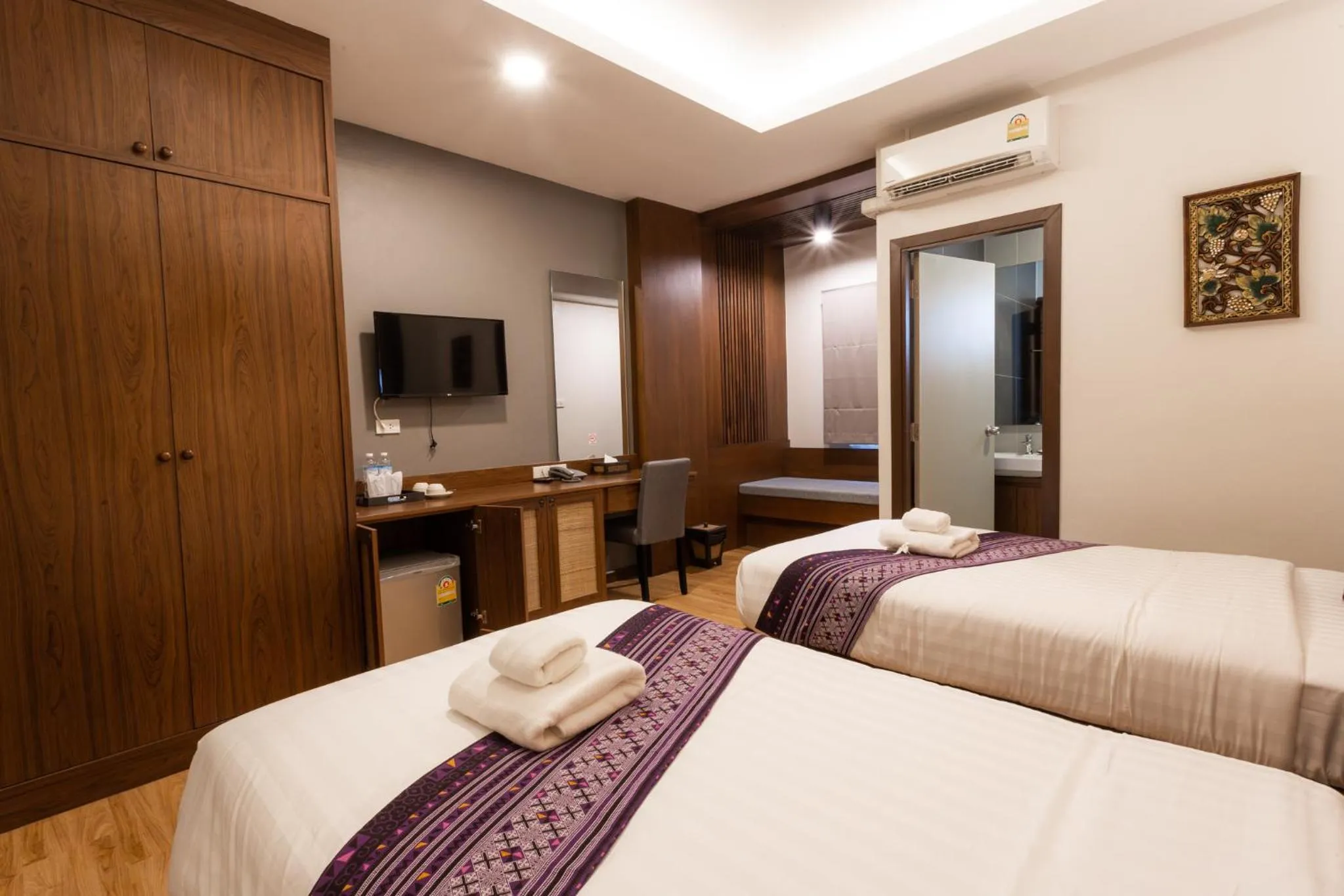 Standard Twin Room in Lima Lanna Hotel