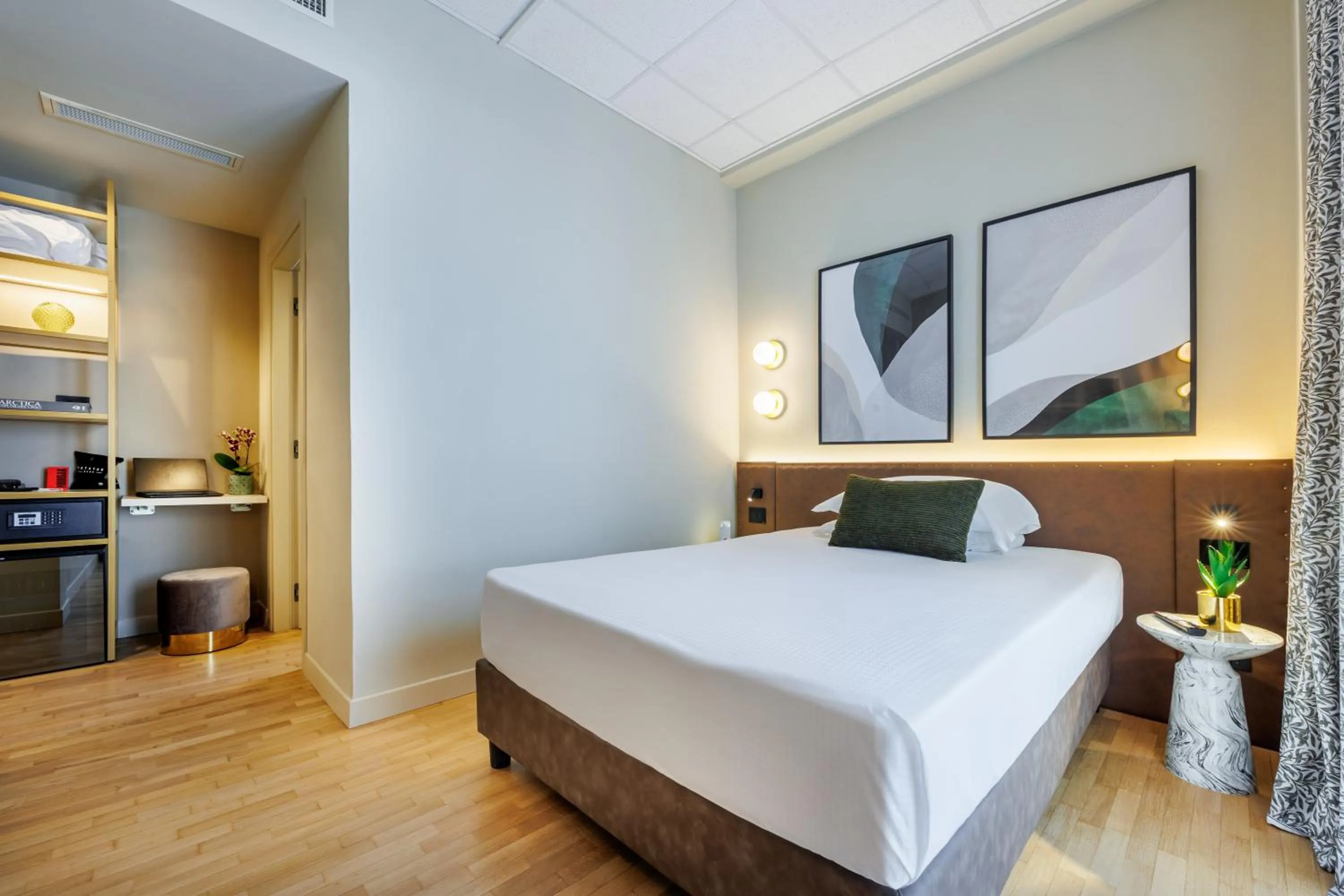 The Wind - single occupancy - City View in Charlie in Pesaro