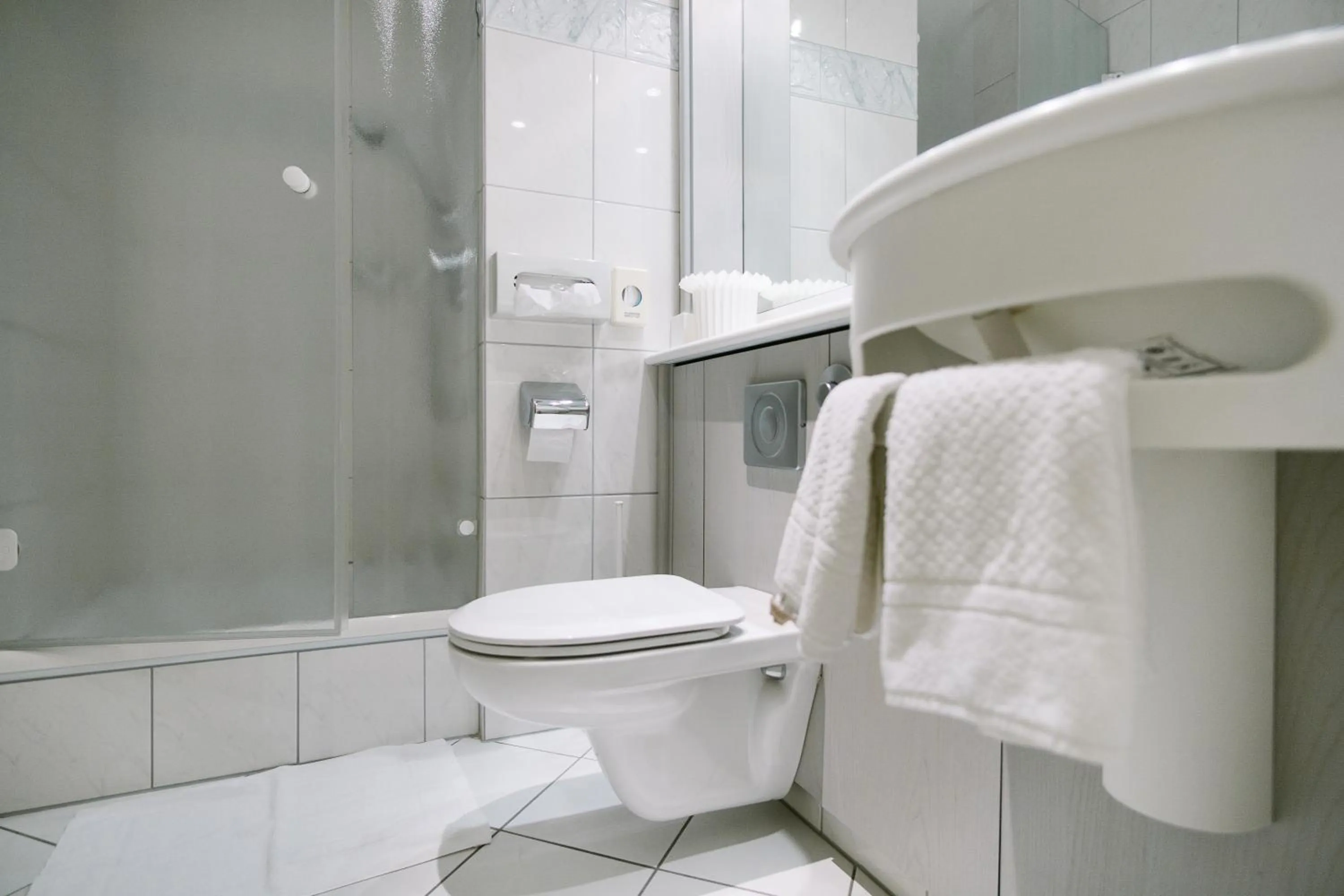 Twin Room Romantik in Landhaus Keller - Hotel & Restaurant