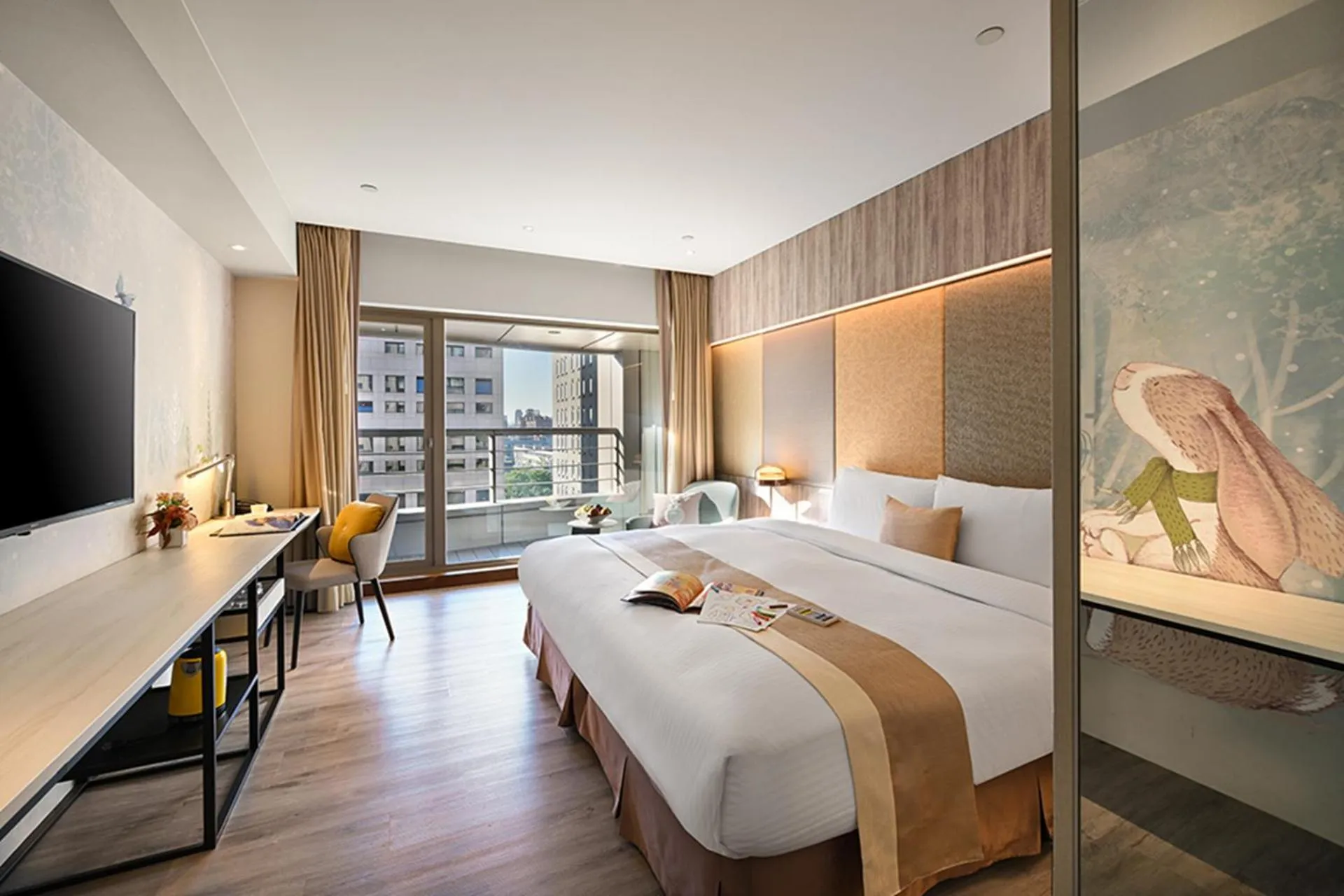 Superior King Room in Park Taipei Hotel