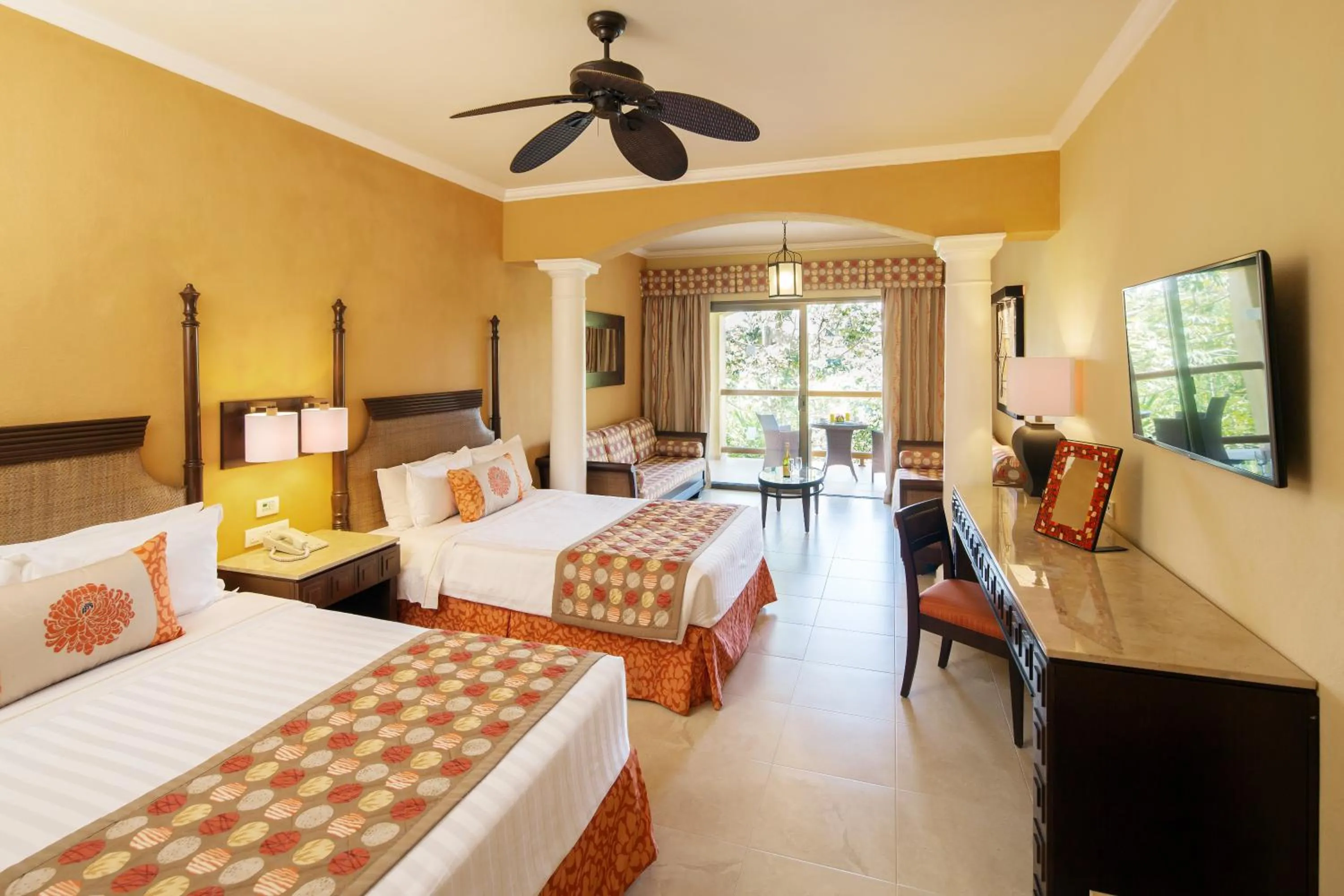 Junior Suite - single occupancy in Barceló Maya Palace - All Inclusive
