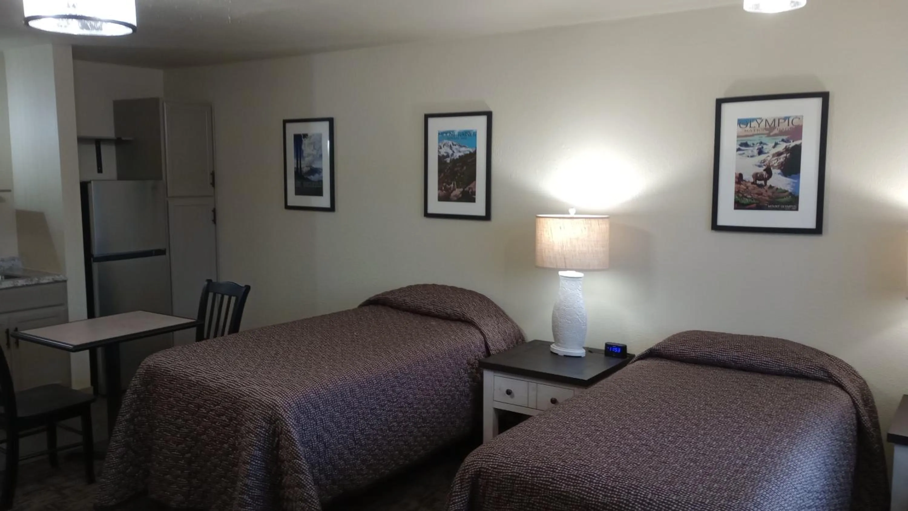 Deluxe Twin Room in Cocusa Motel