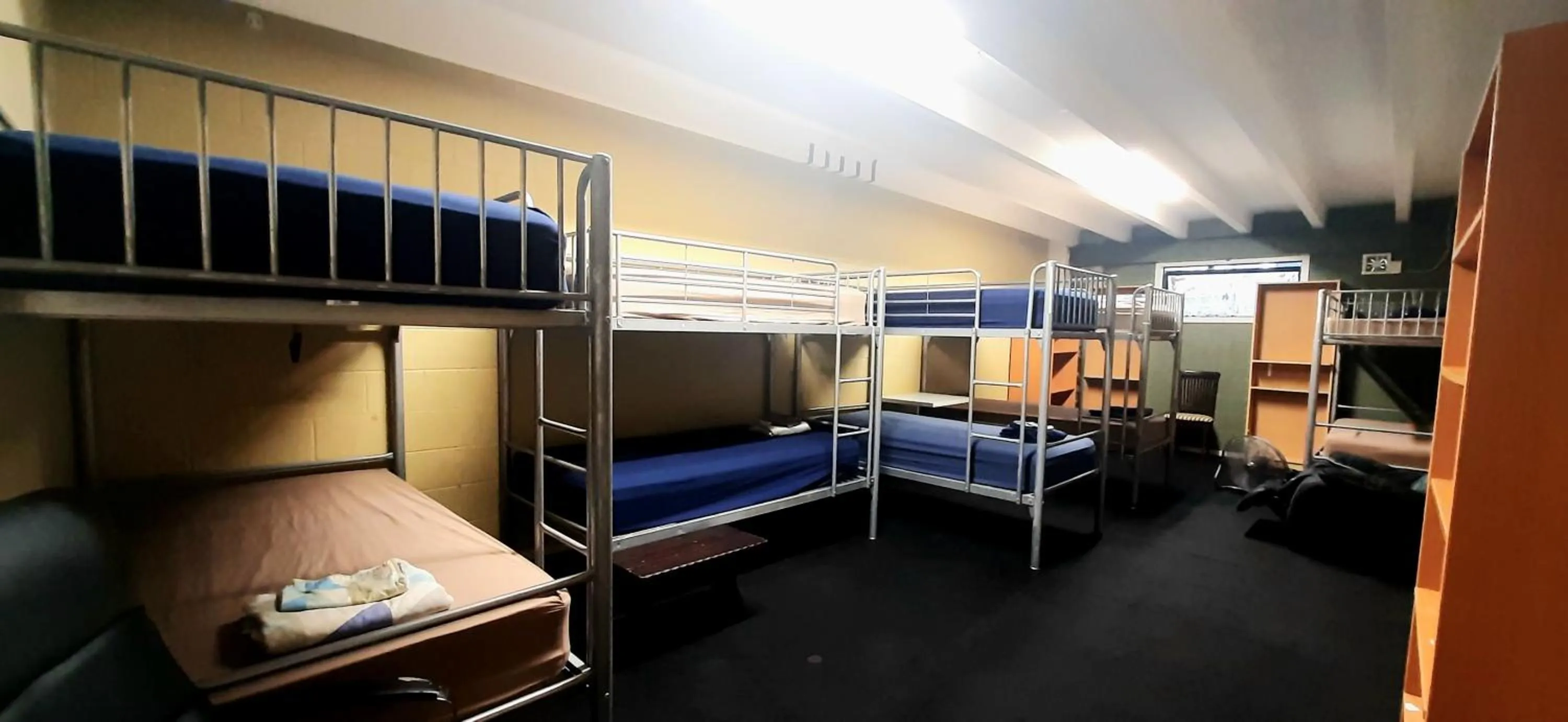 Bunk Bed in Mixed Dormitory Room in Silverfern Backpackers