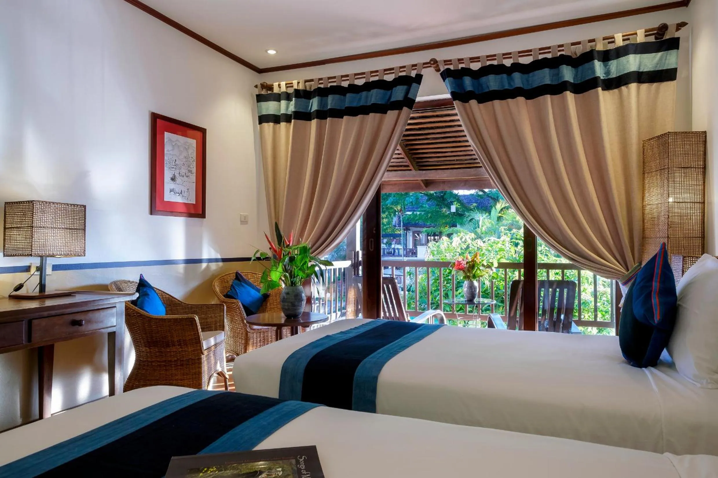 Deluxe Partial Mountain View - Twin in Riverside Boutique Resort, Vang Vieng