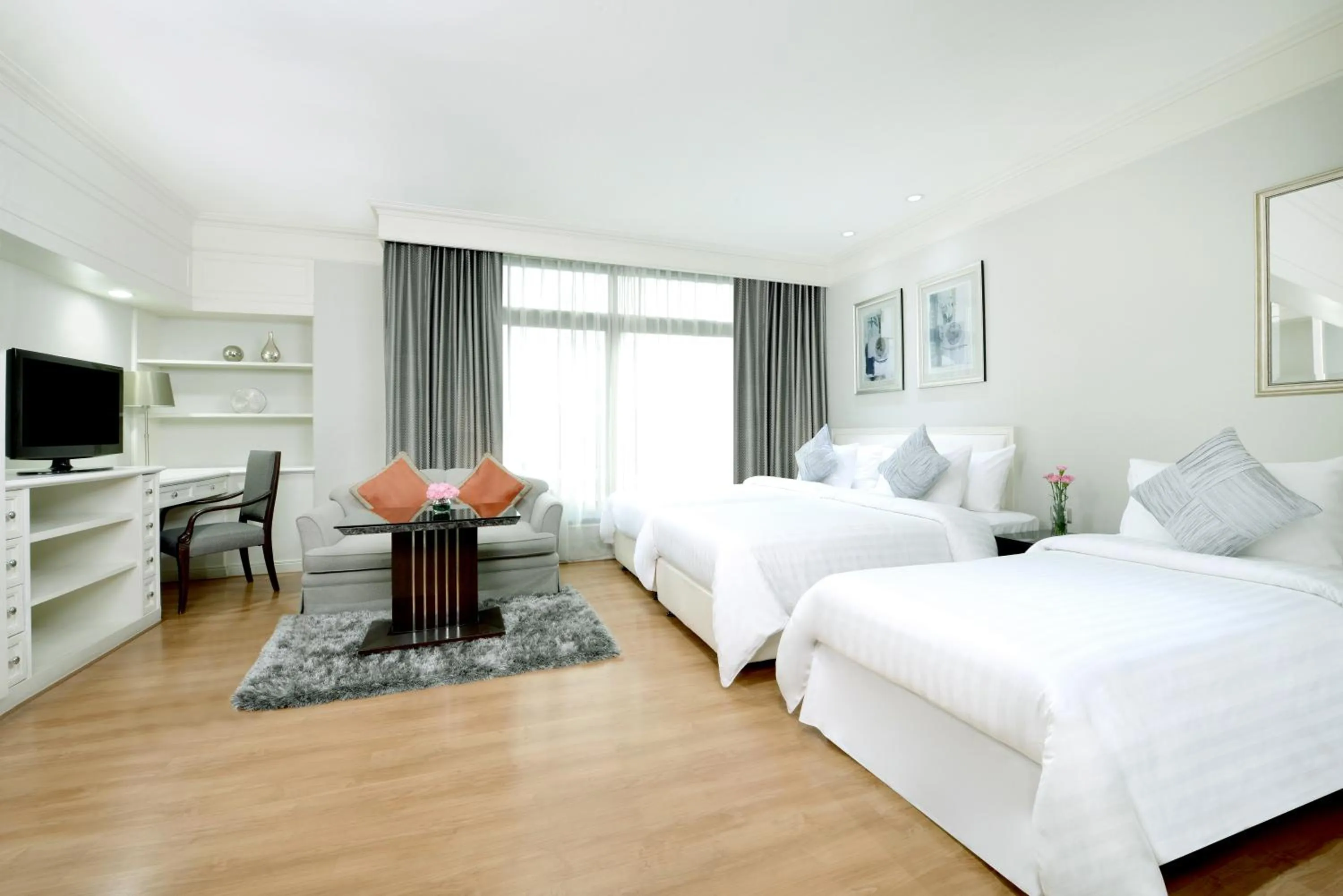 Deluxe Triple Room in Centre Point Hotel Chidlom Bangkok