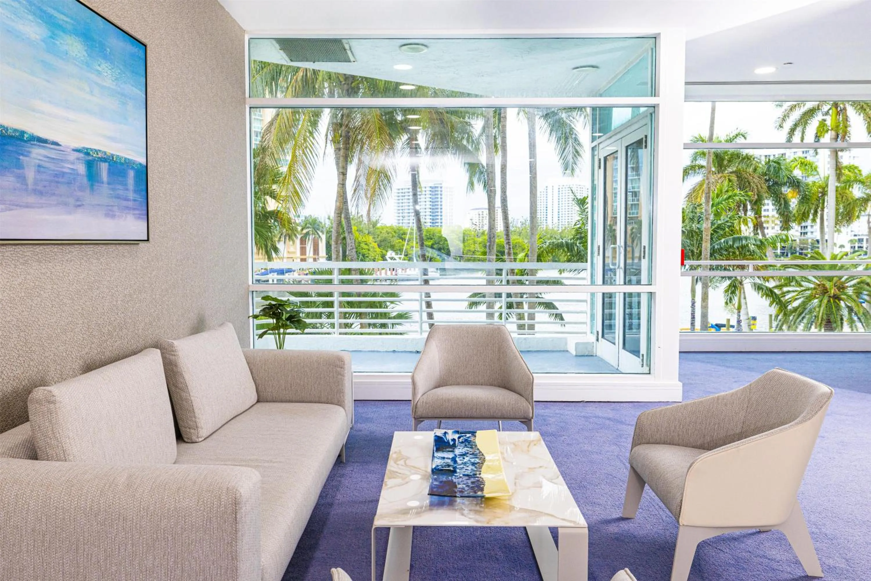 Lobby or reception in GALLERY One - A DoubleTree Suites by Hilton Hotel