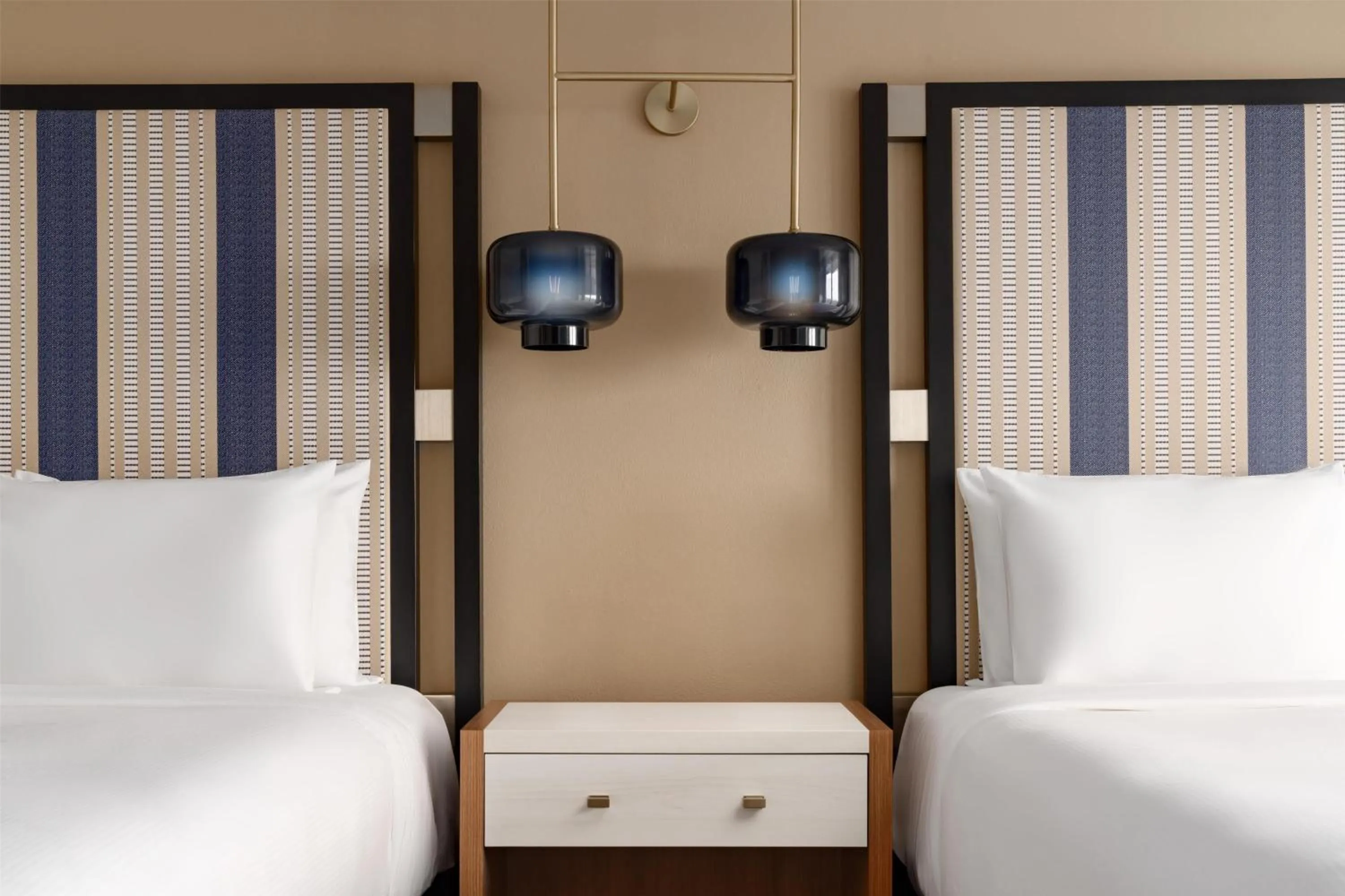 Queen Room with Balcony - Non-Smoking in DoubleTree by Hilton Grand Key Resort