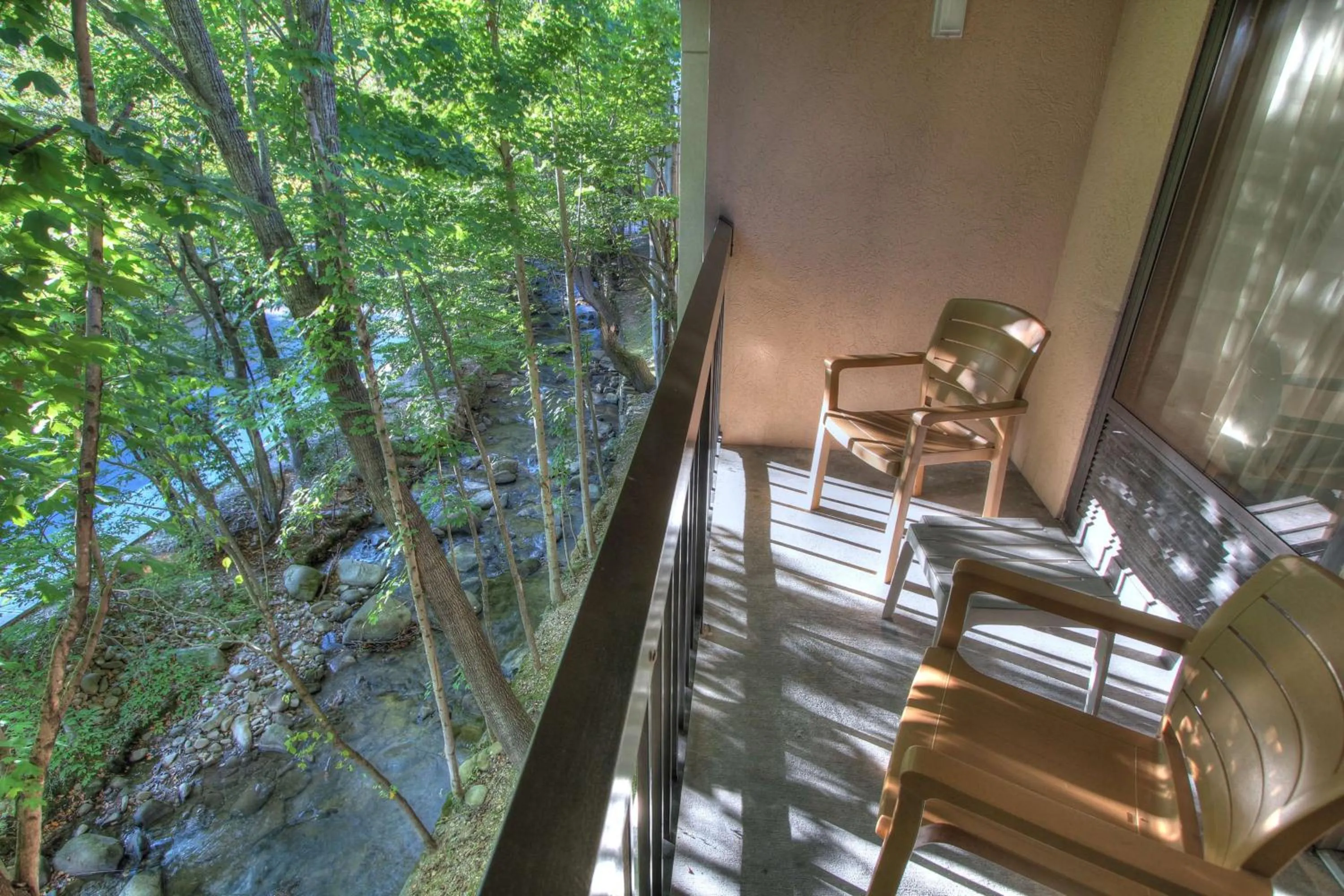 Queen Room with Two Queen Beds and Balcony - Non-Smoking in Hampton Inn Gatlinburg