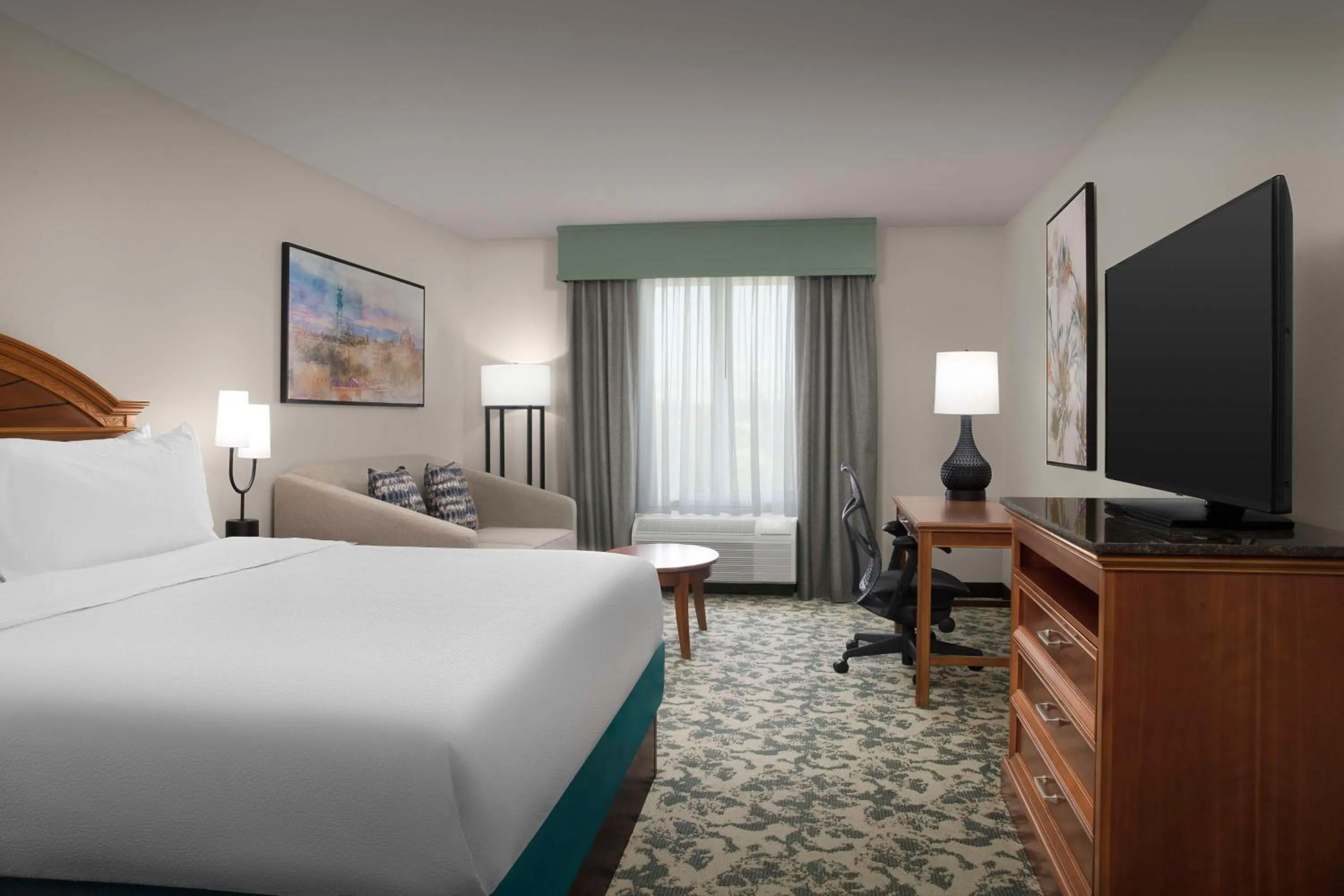 King Room in Hilton Garden Inn Gainesville