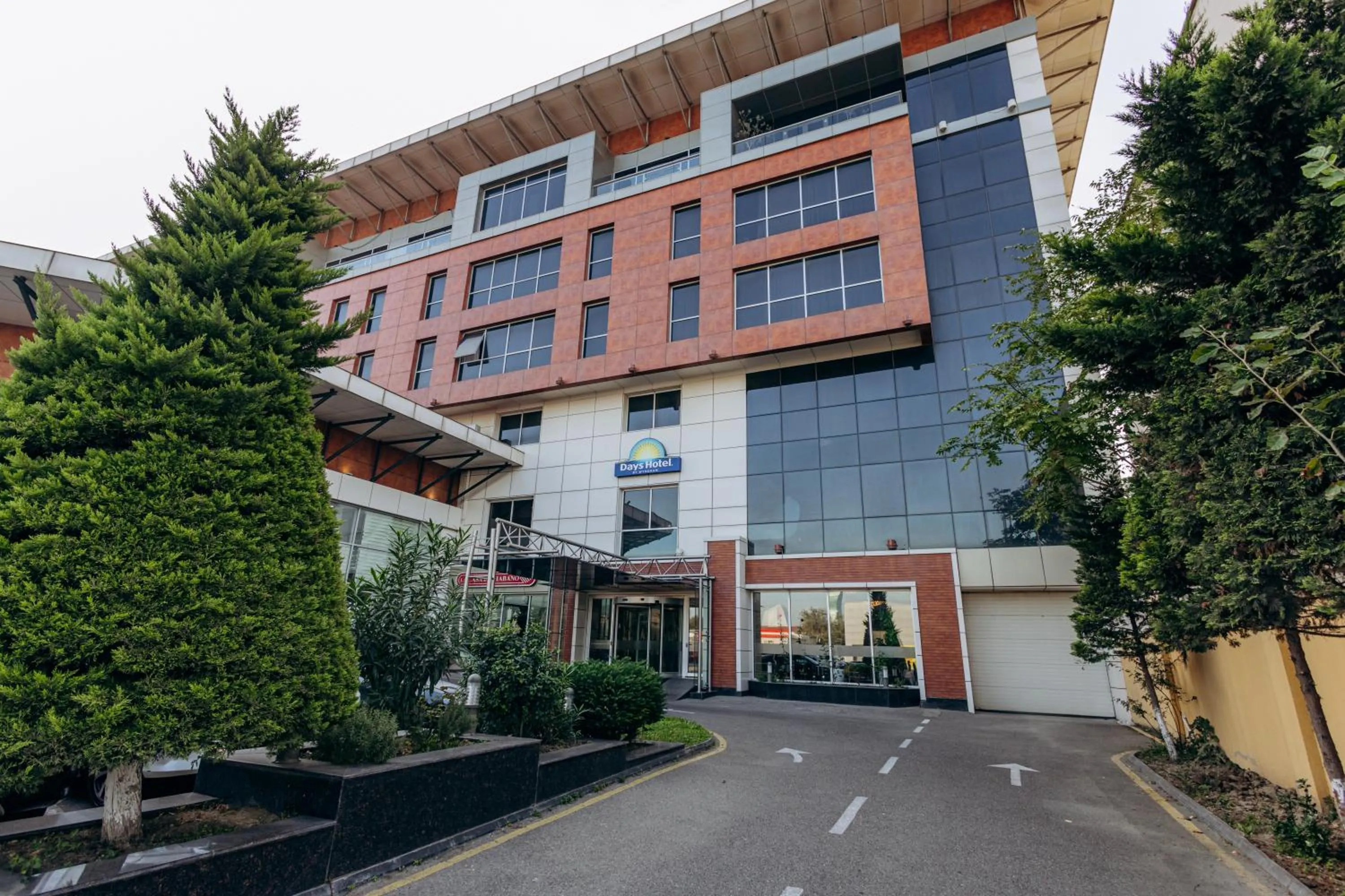 Deluxe Double Room in Days Hotel By Wyndham Baku