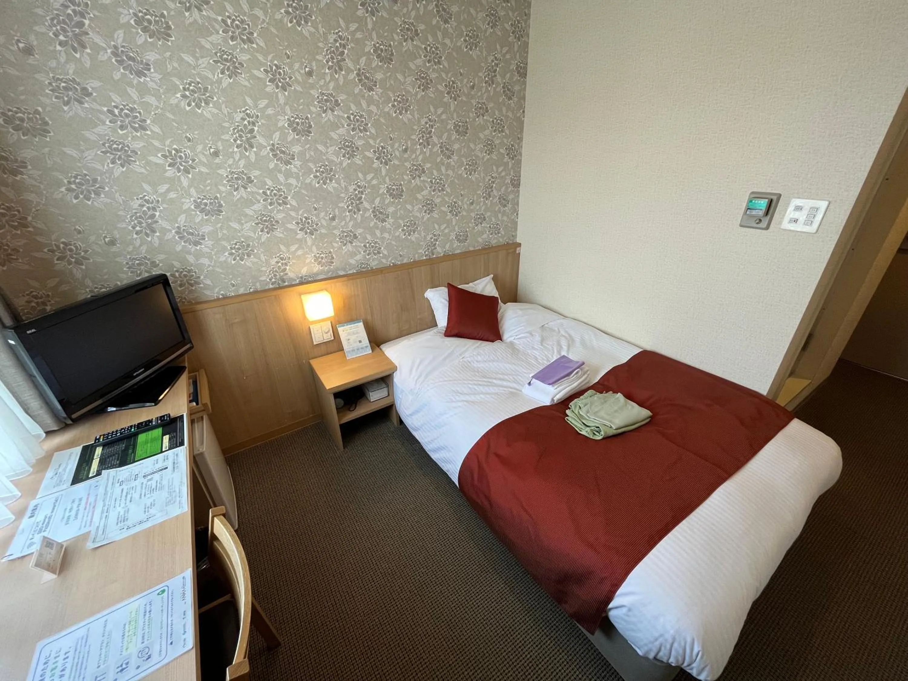 Standard Single Room with Shower - Non-Smoking in Monbetsu Prince Hotel