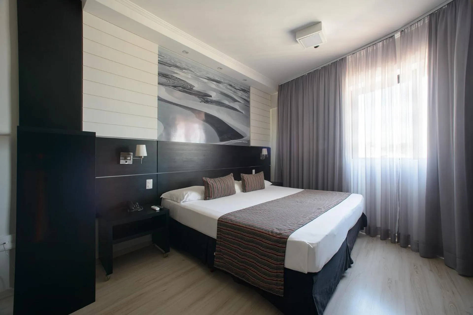 Suite with Spa Bath in Faro Hotel Taubaté