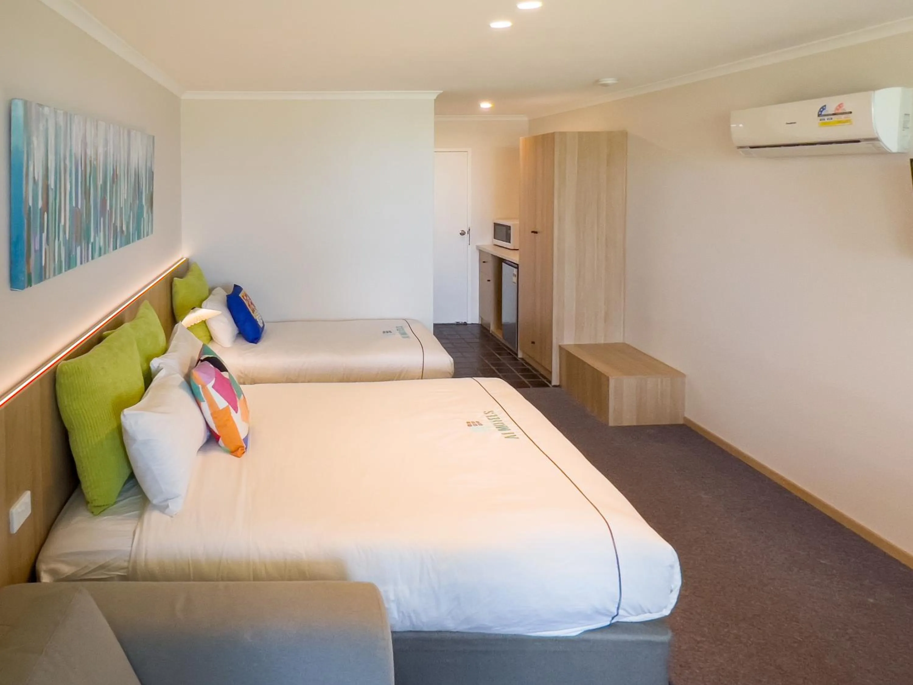 Standard Double or Twin Room with Garden View in A1 Motels and Apartments Port Fairy