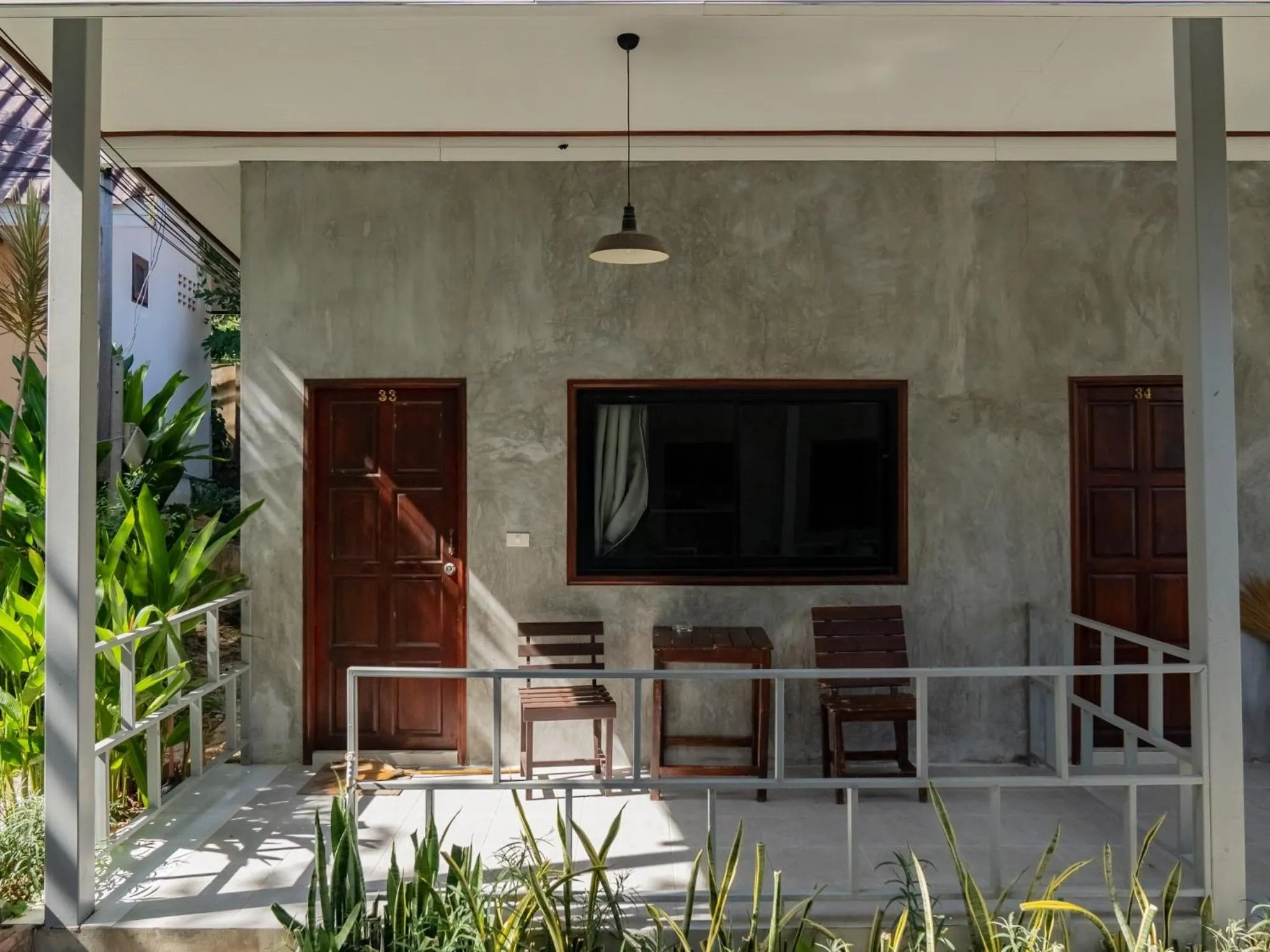 Standard Twin Room in Tom Pizza Resort