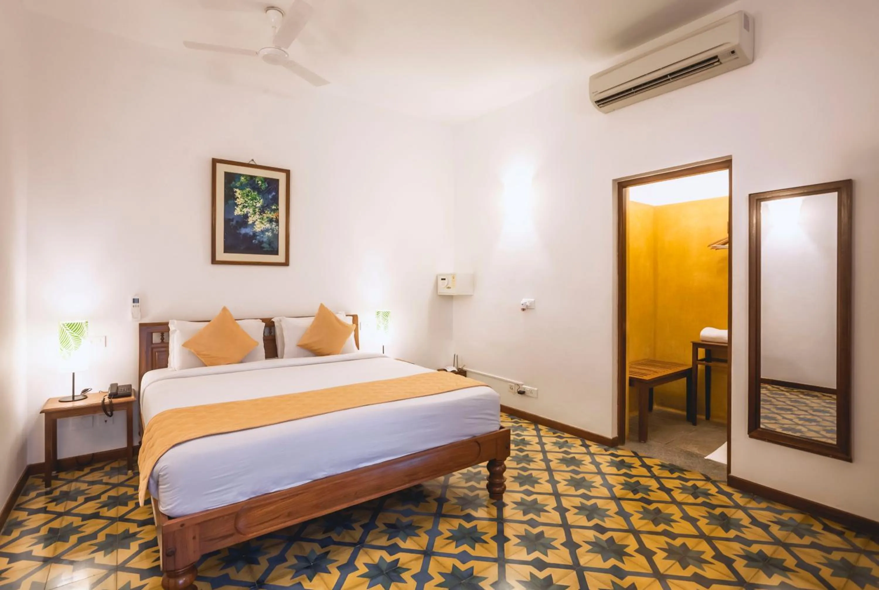 Superior Double Room in Petit Palais