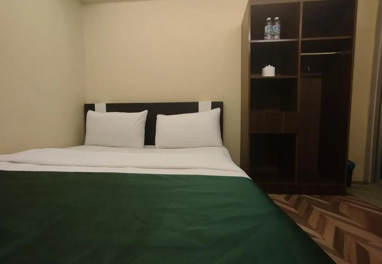 Standard Double Room in Fast Hotel Setapak Near Tunku Abdul Rahman UMT KL