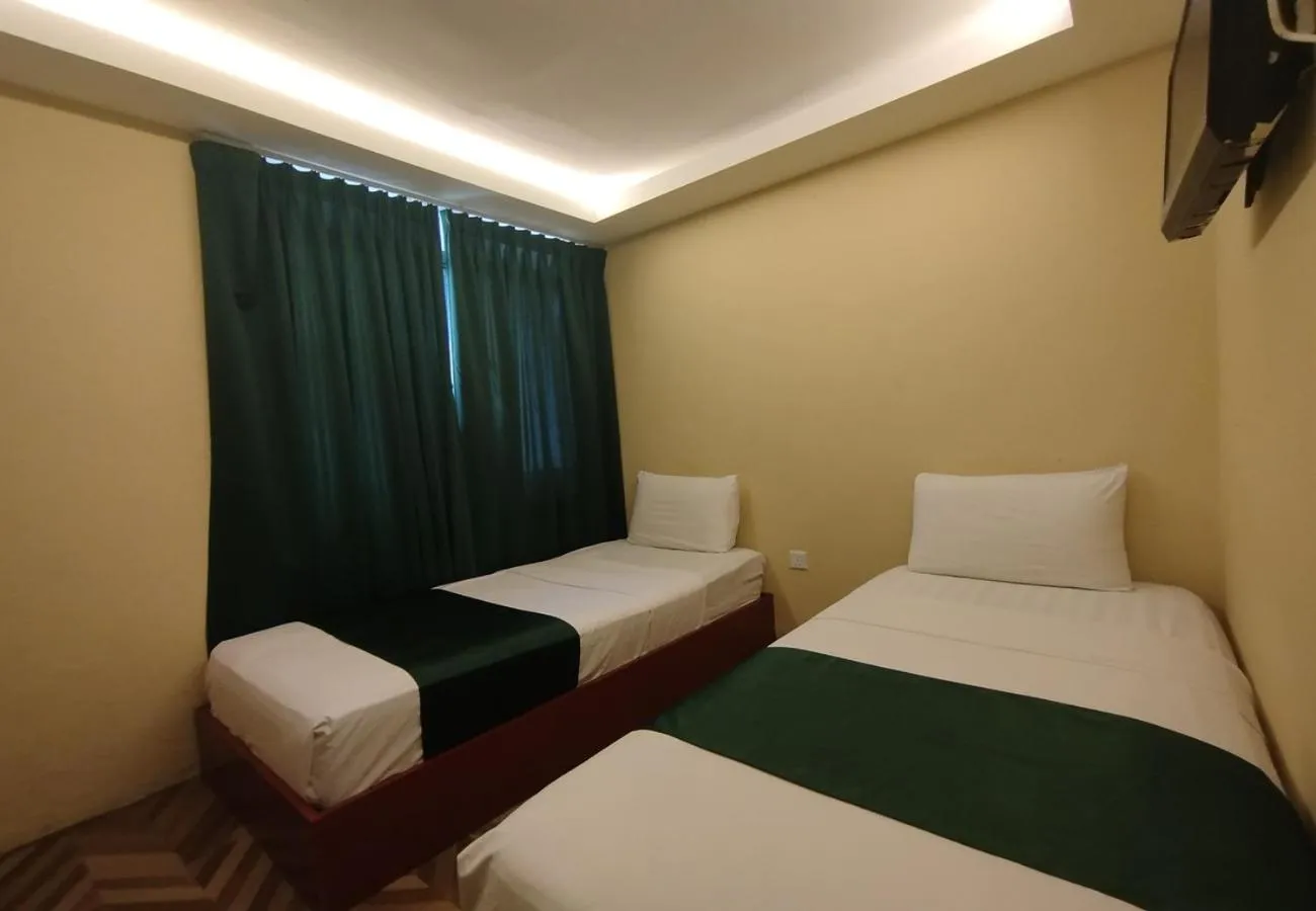 Standard Twin Room in Fast Hotel Setapak Near Tunku Abdul Rahman UMT KL