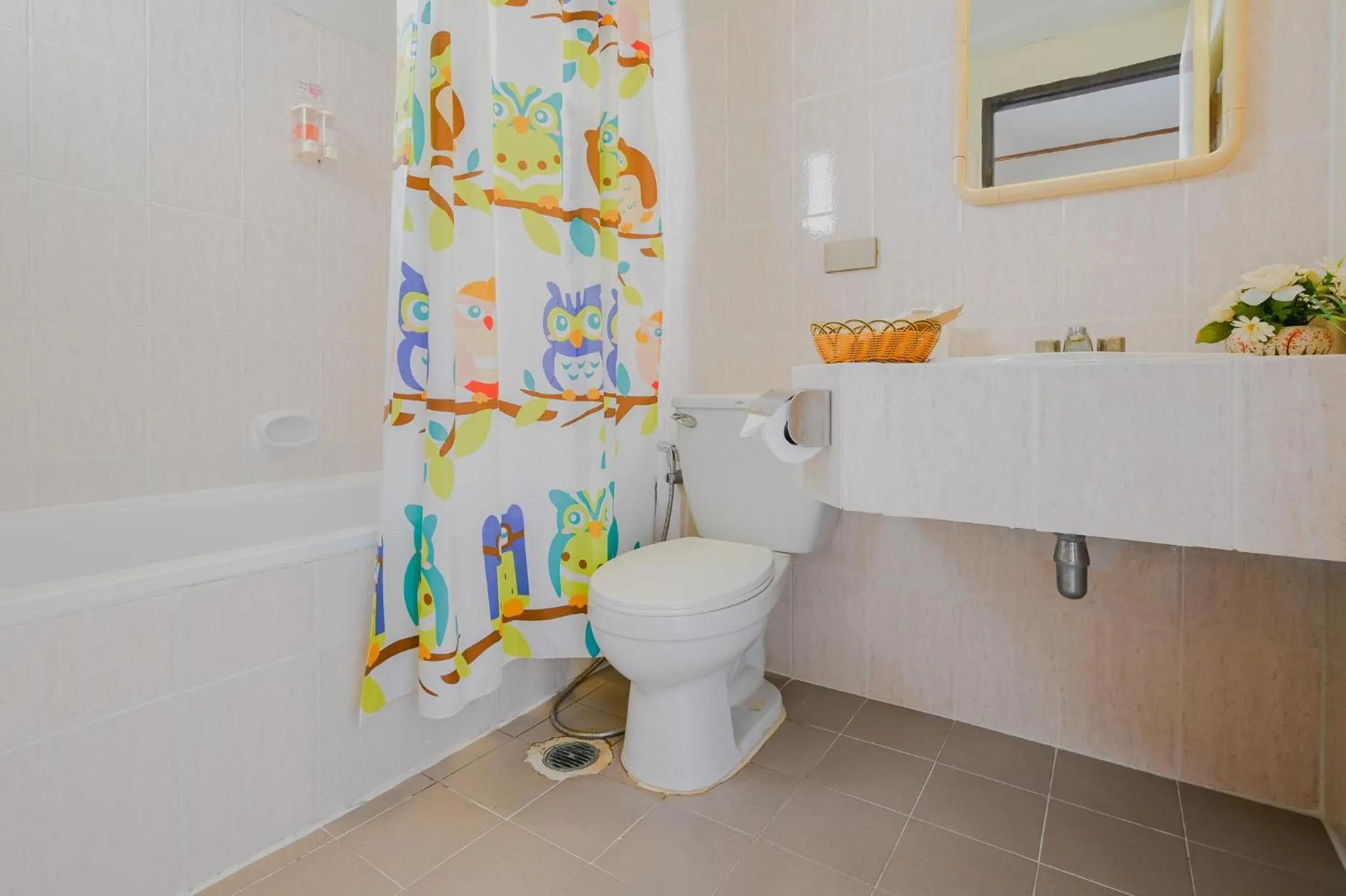 Suite Twin Beds 5’  in Witchuwan Apartel